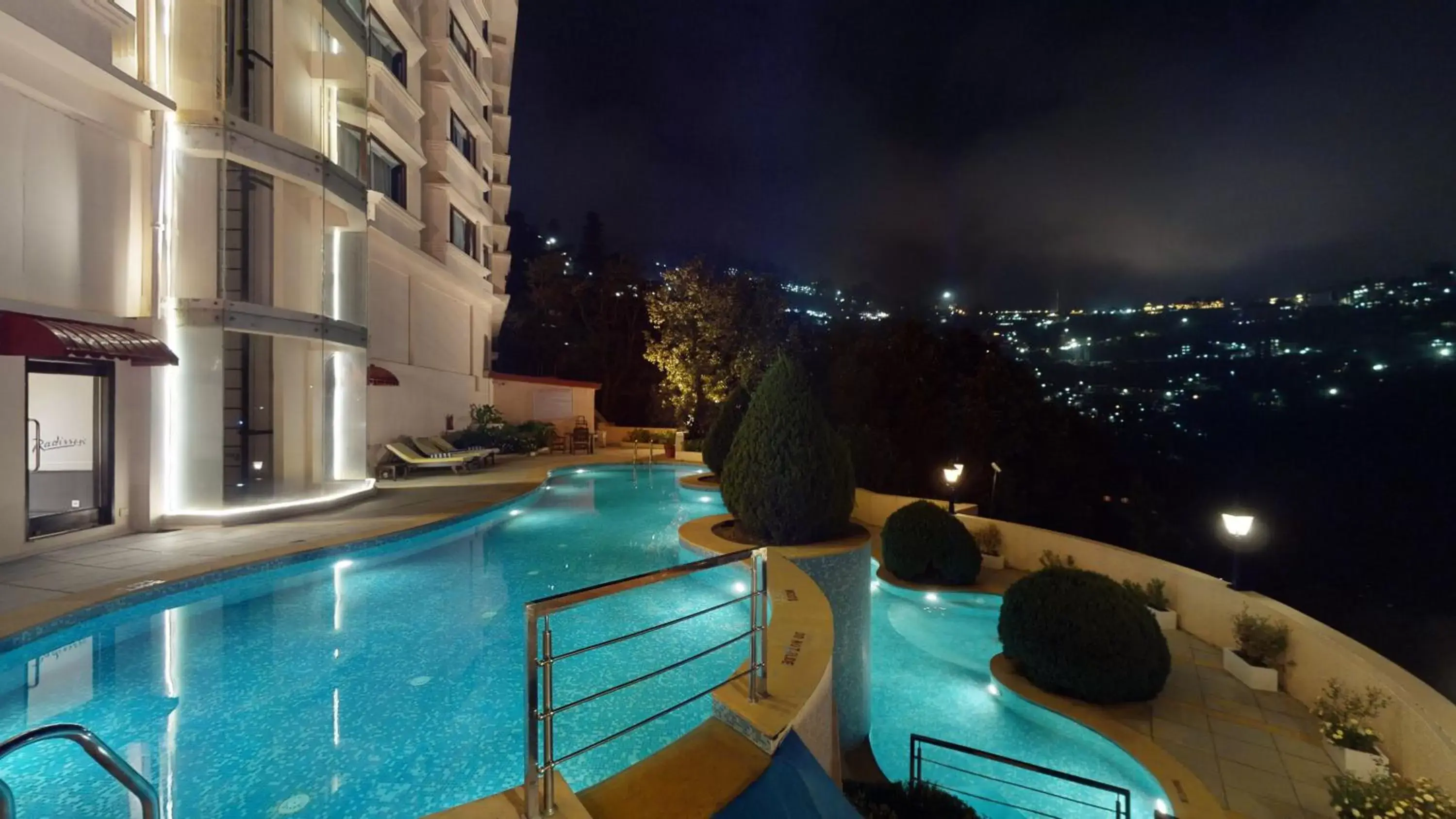 , Swimming Pool in Radisson Hotel Shimla