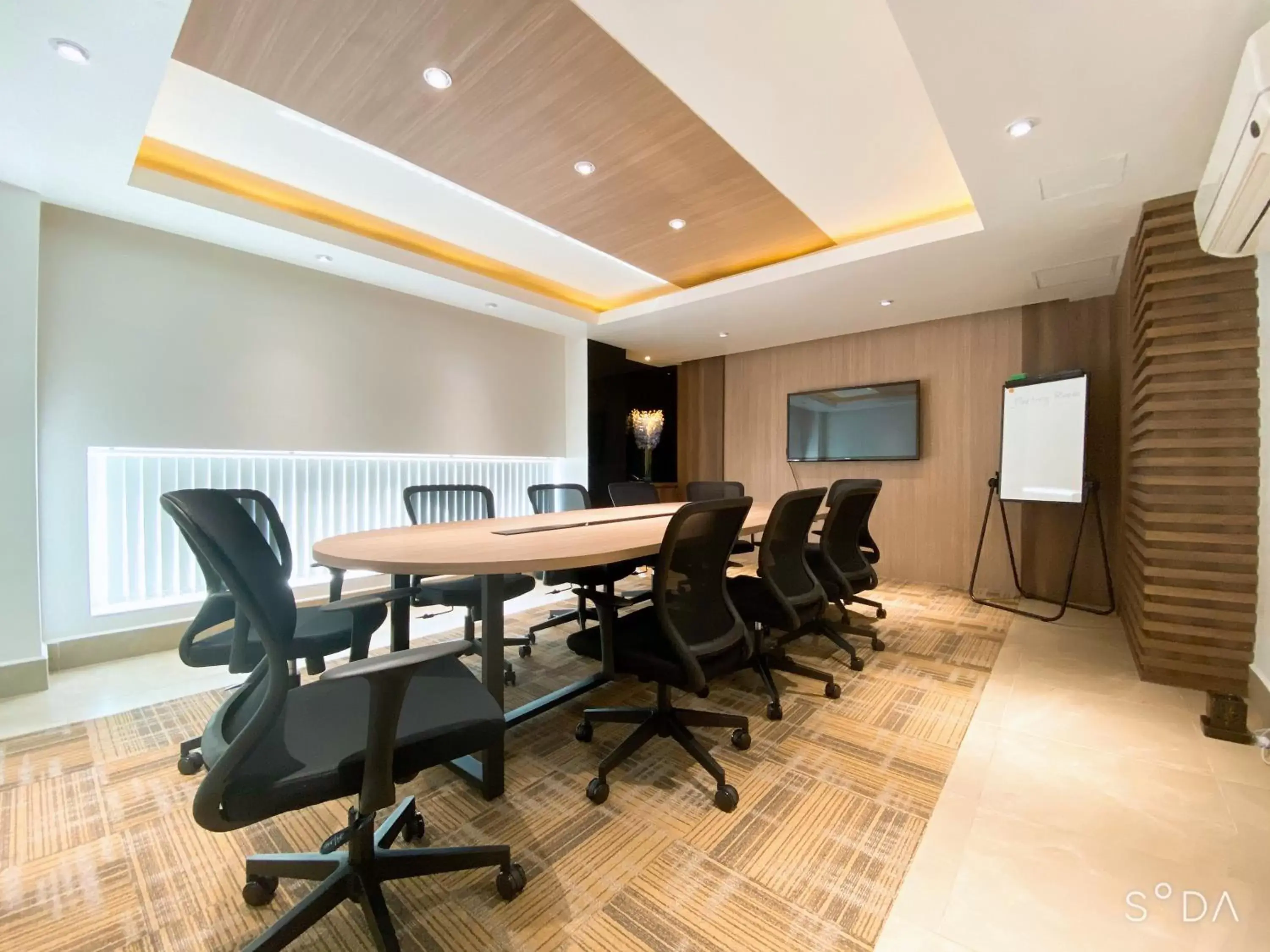 Meeting/conference room, Business Area/Conference Room in Harmony Phnom Penh Hotel