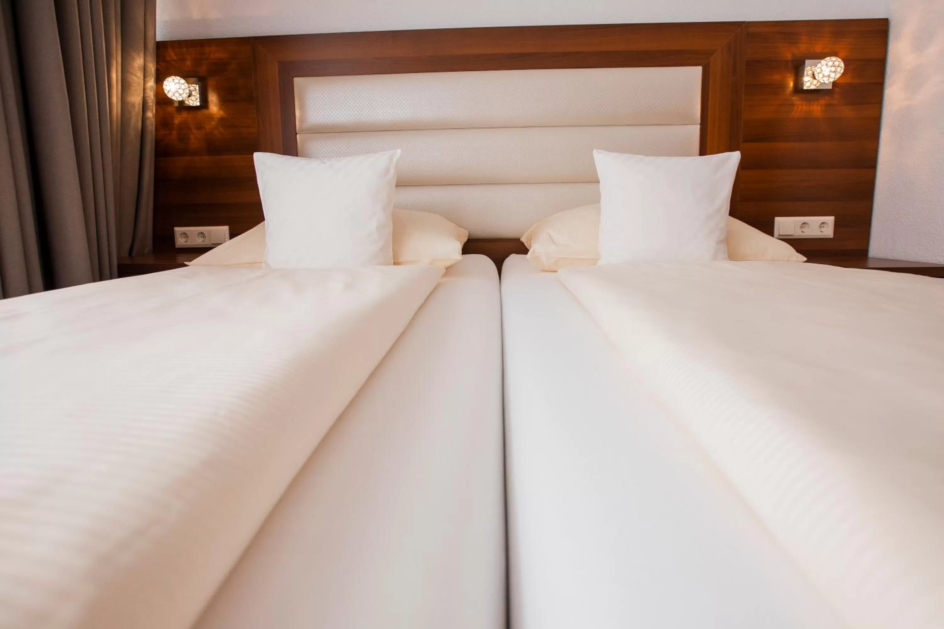 Bed in ZUM ZIEL Hotel Grenzach-Wyhlen bei Basel