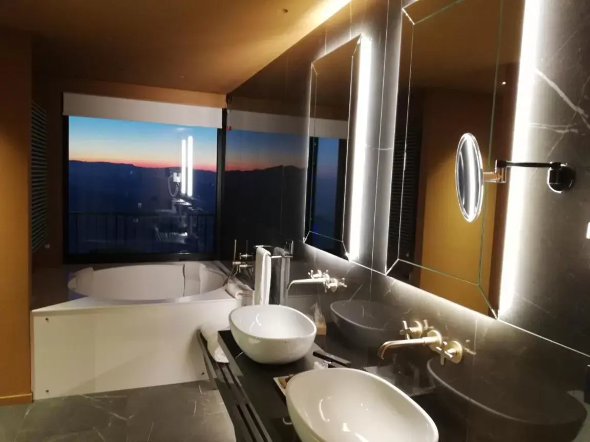 Bathroom in Grand Hotel San Marino