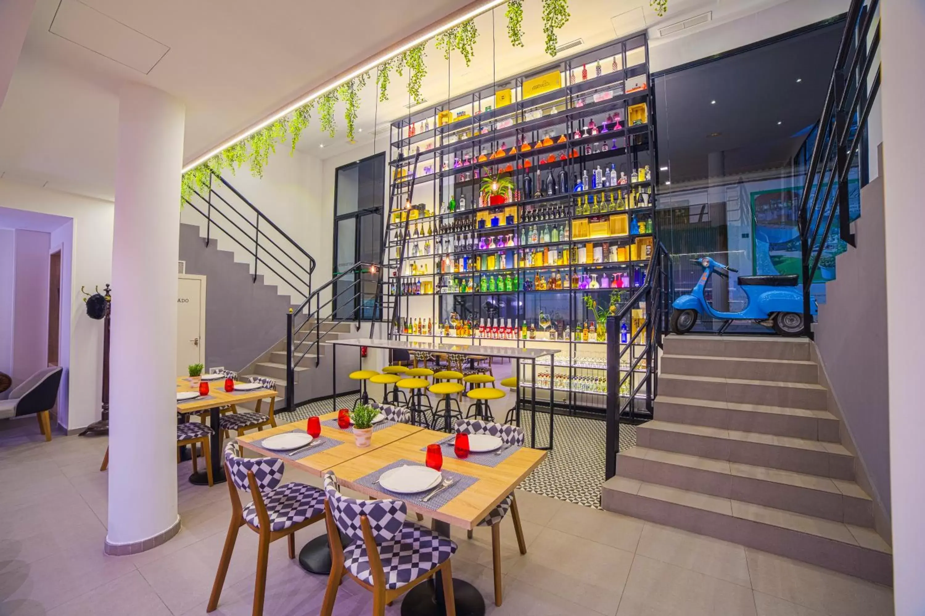 Lounge or bar, Restaurant/Places to Eat in Hospedium Hotel Cañitas Maite Gastronómico