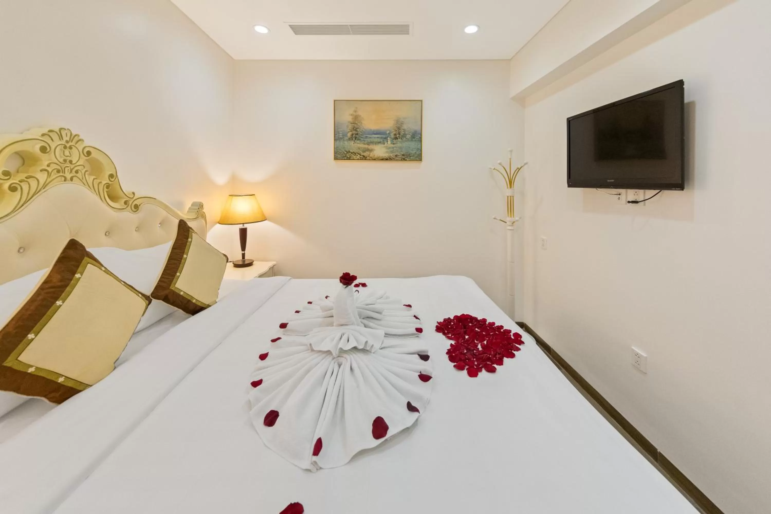 Bed in Affa Boutique Hotel