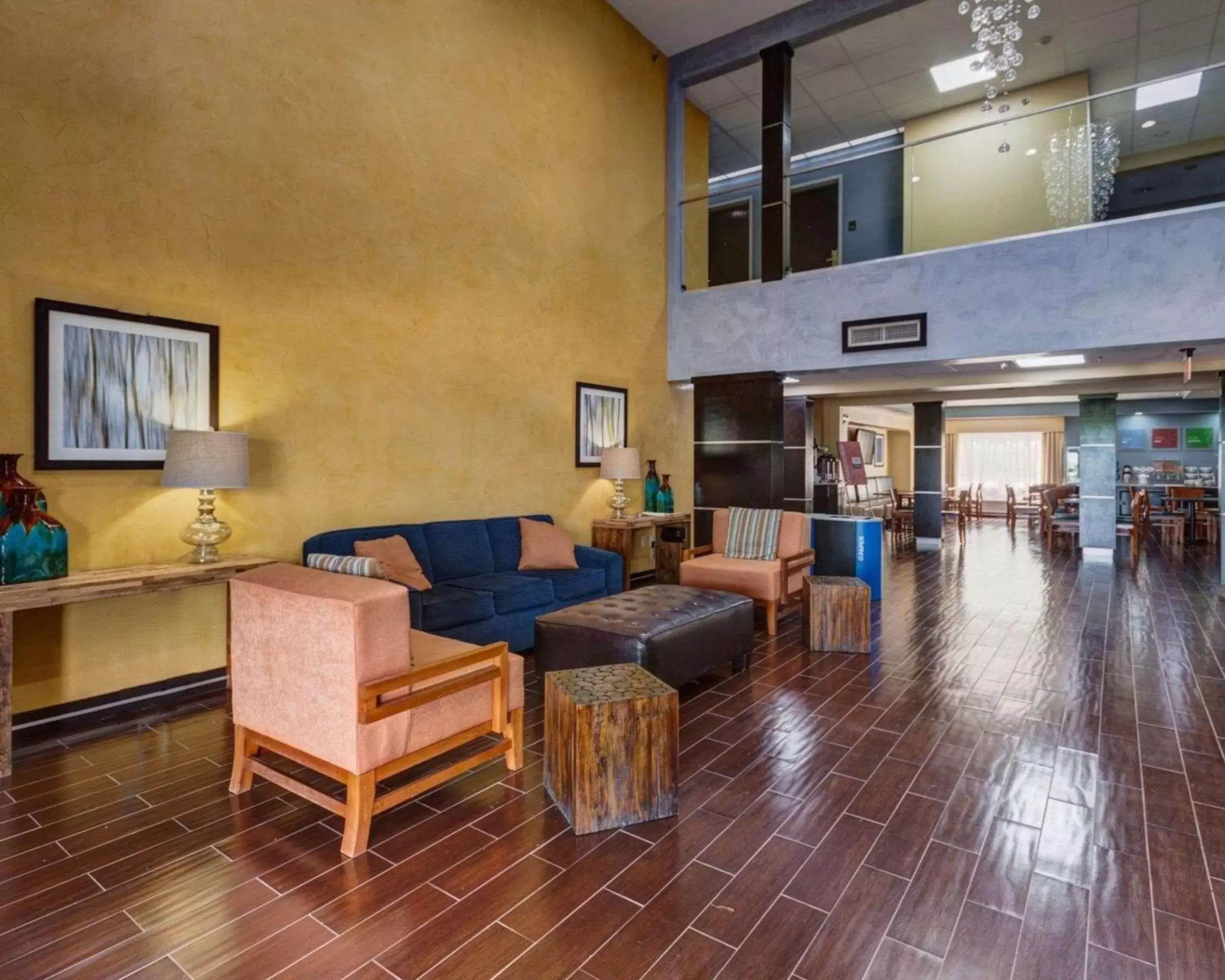 Lobby or reception, Seating Area in Comfort Suites Lake Ray Hubbard