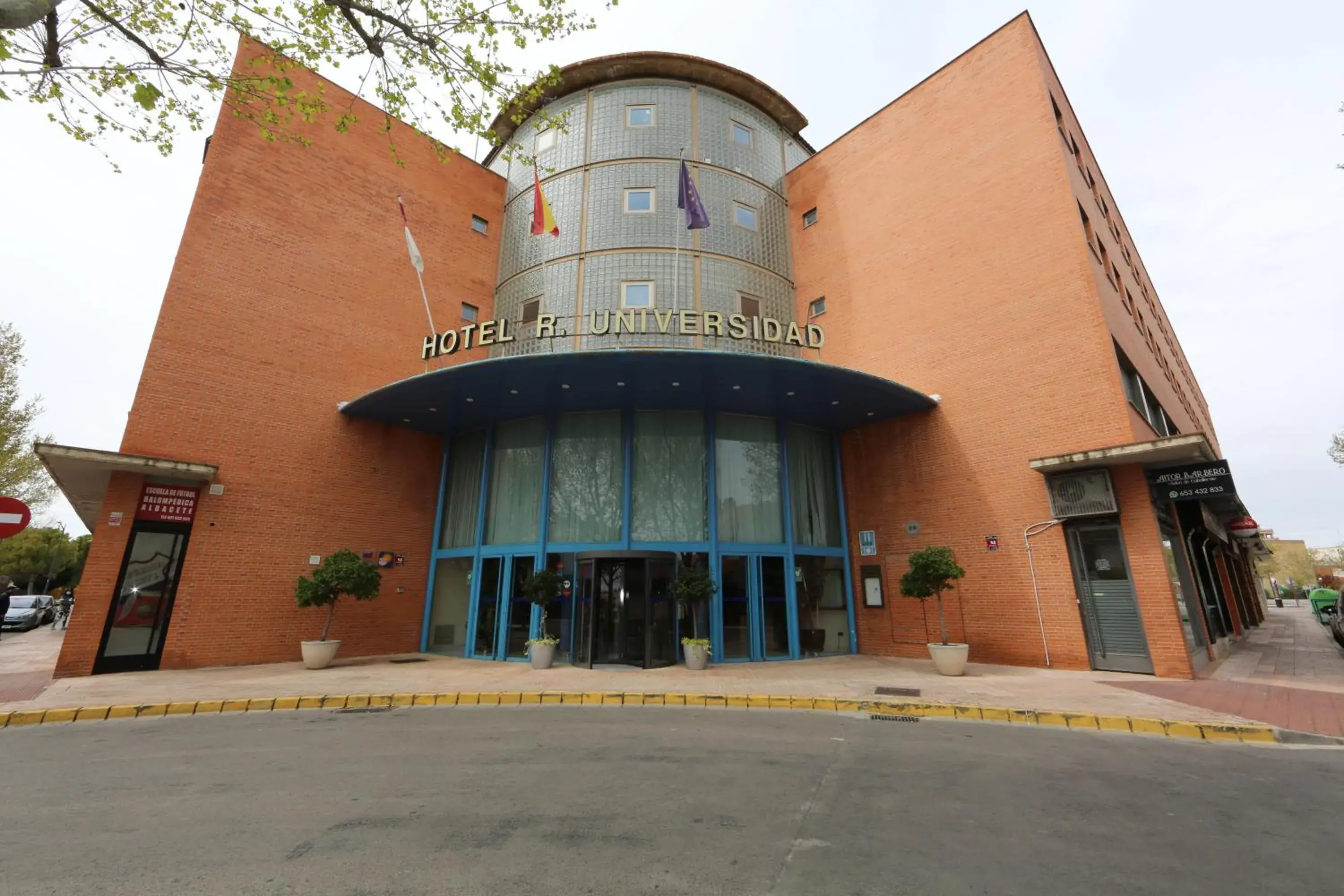 Property building in Hotel Universidad
