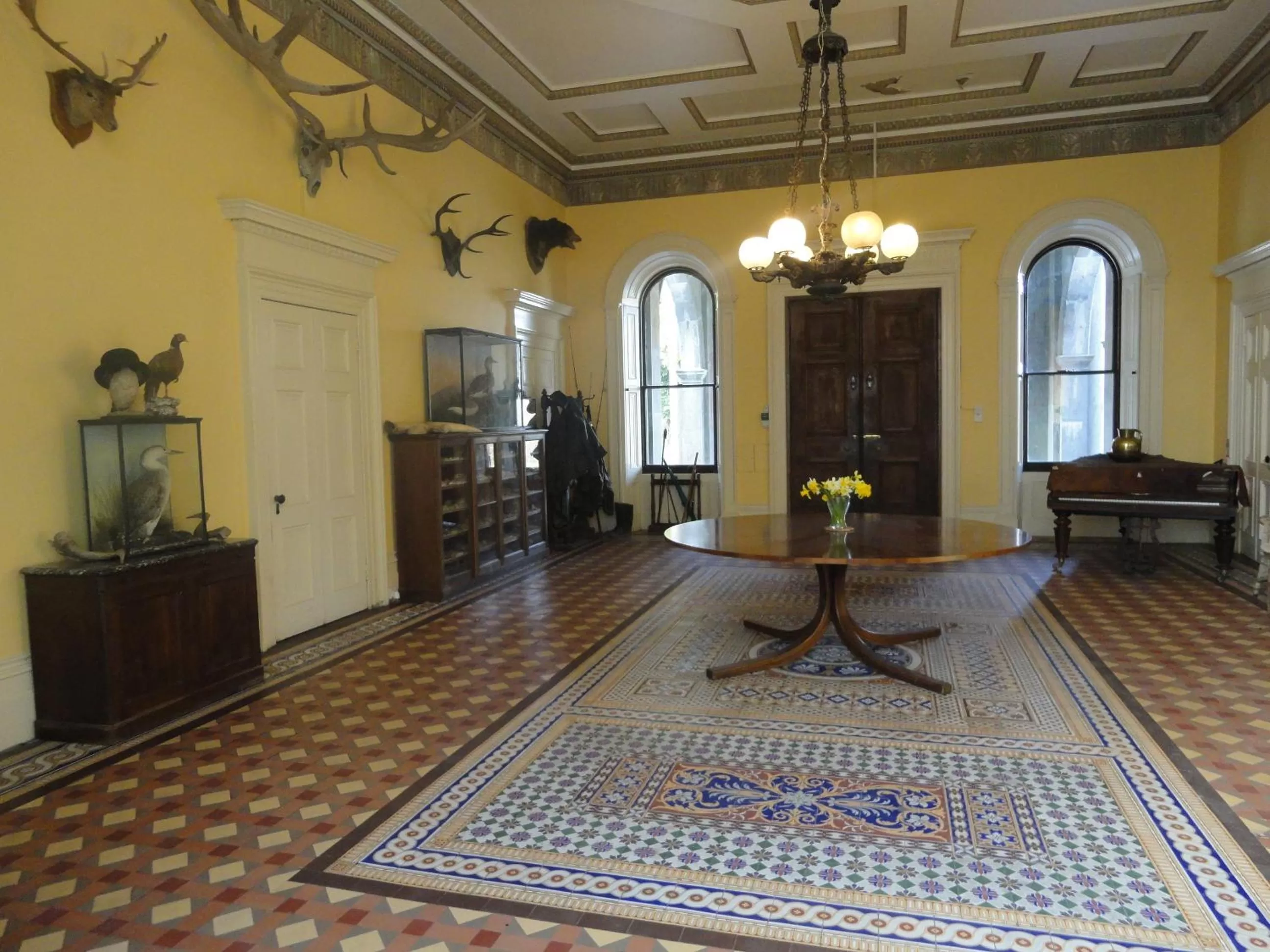 Facade/entrance in Temple House