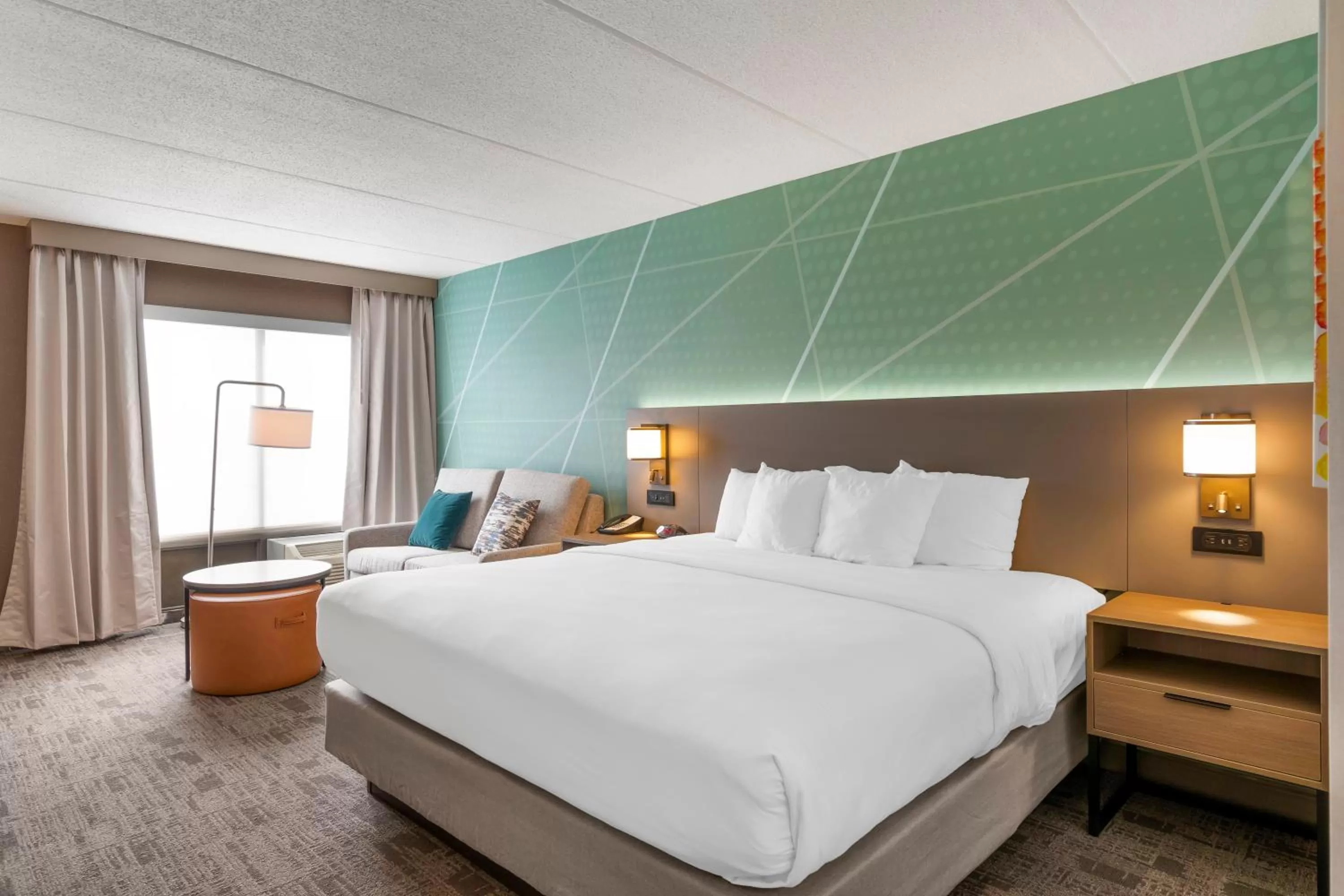 Bed in Comfort Inn & Suites Watertown - 1000 Islands