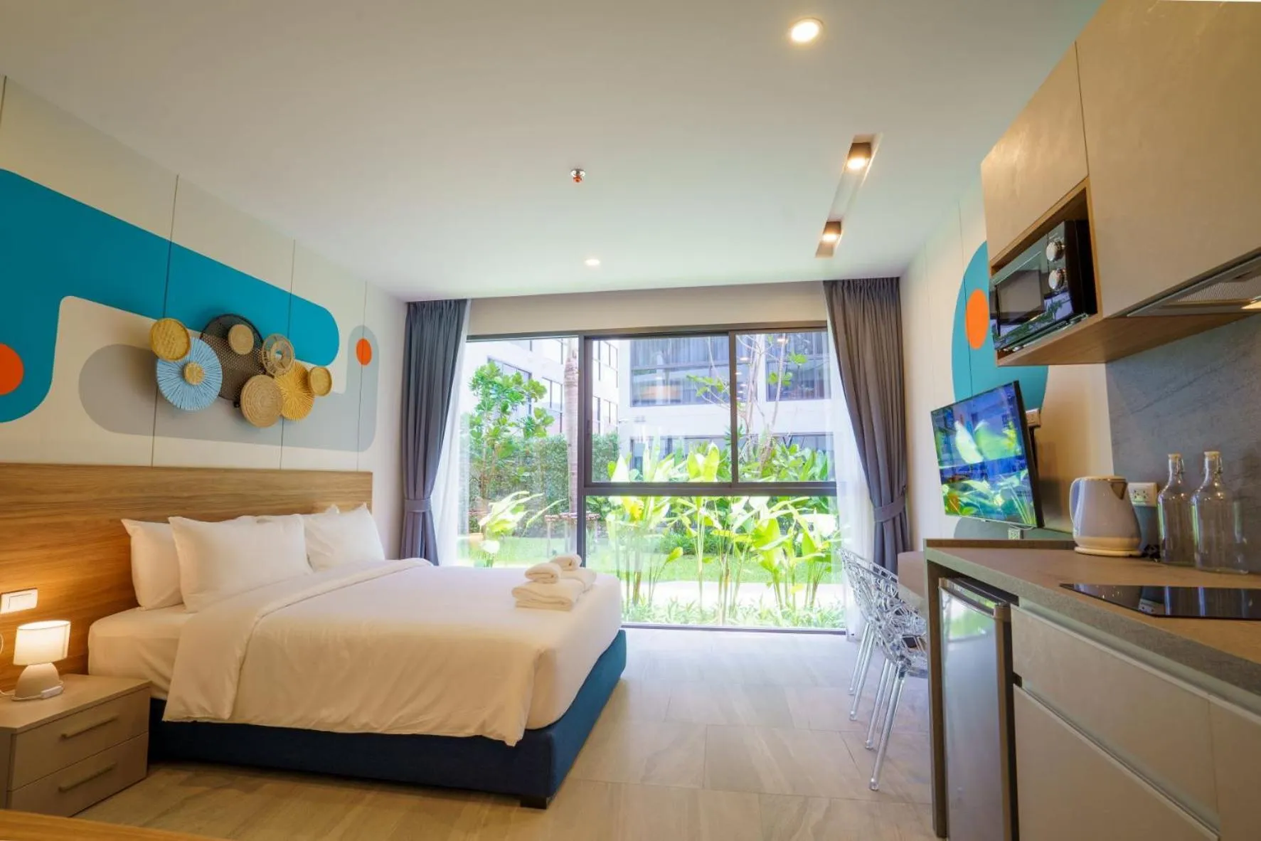 Bed in HOMA Phuket Town