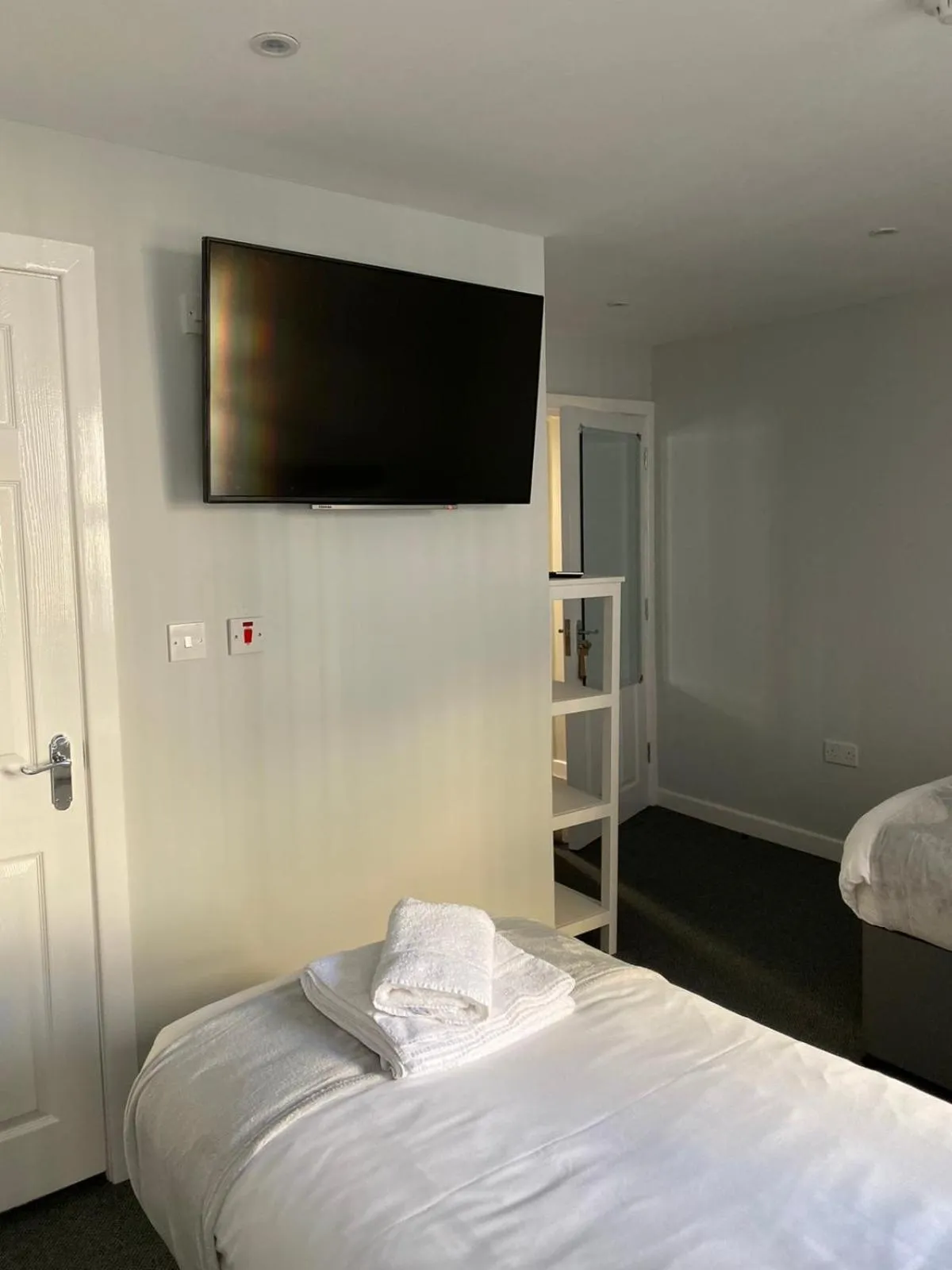 Bed in Brownlows Inn Rooms formerly Riley's Rooms