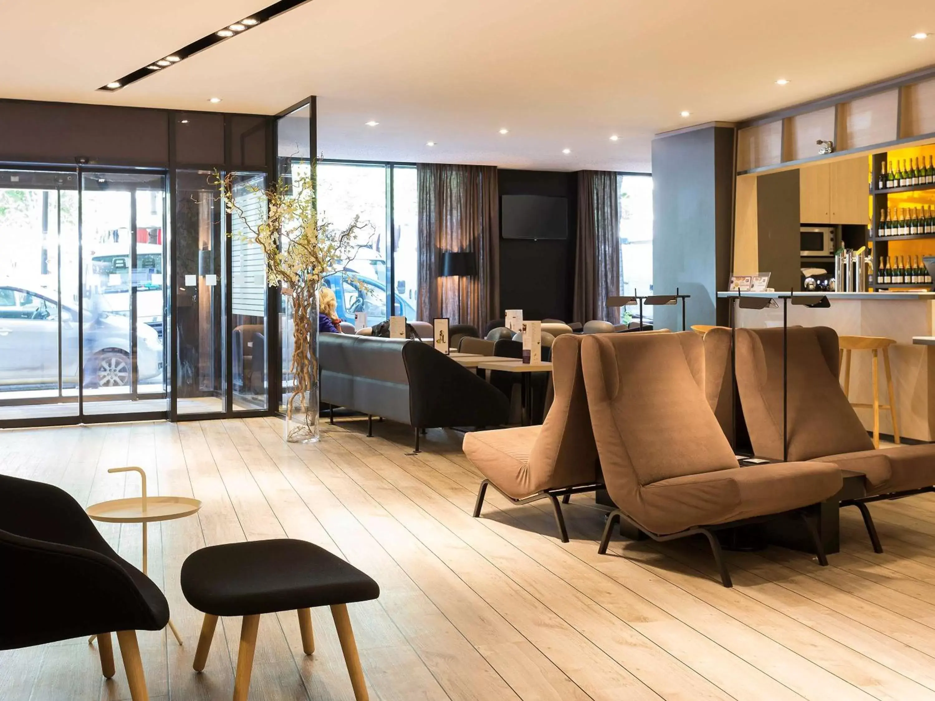 Lounge or bar, Seating Area in Novotel Marseille Centre Prado Vélodrome