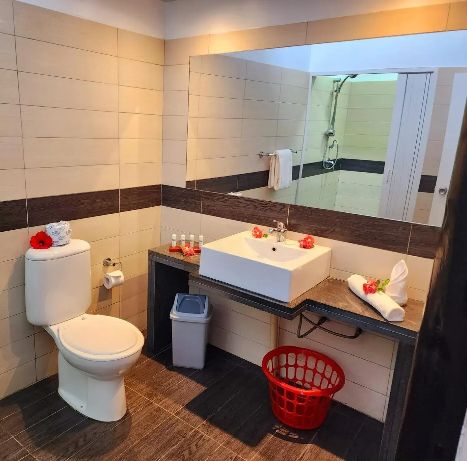 Bathroom in Crows Nest Resort