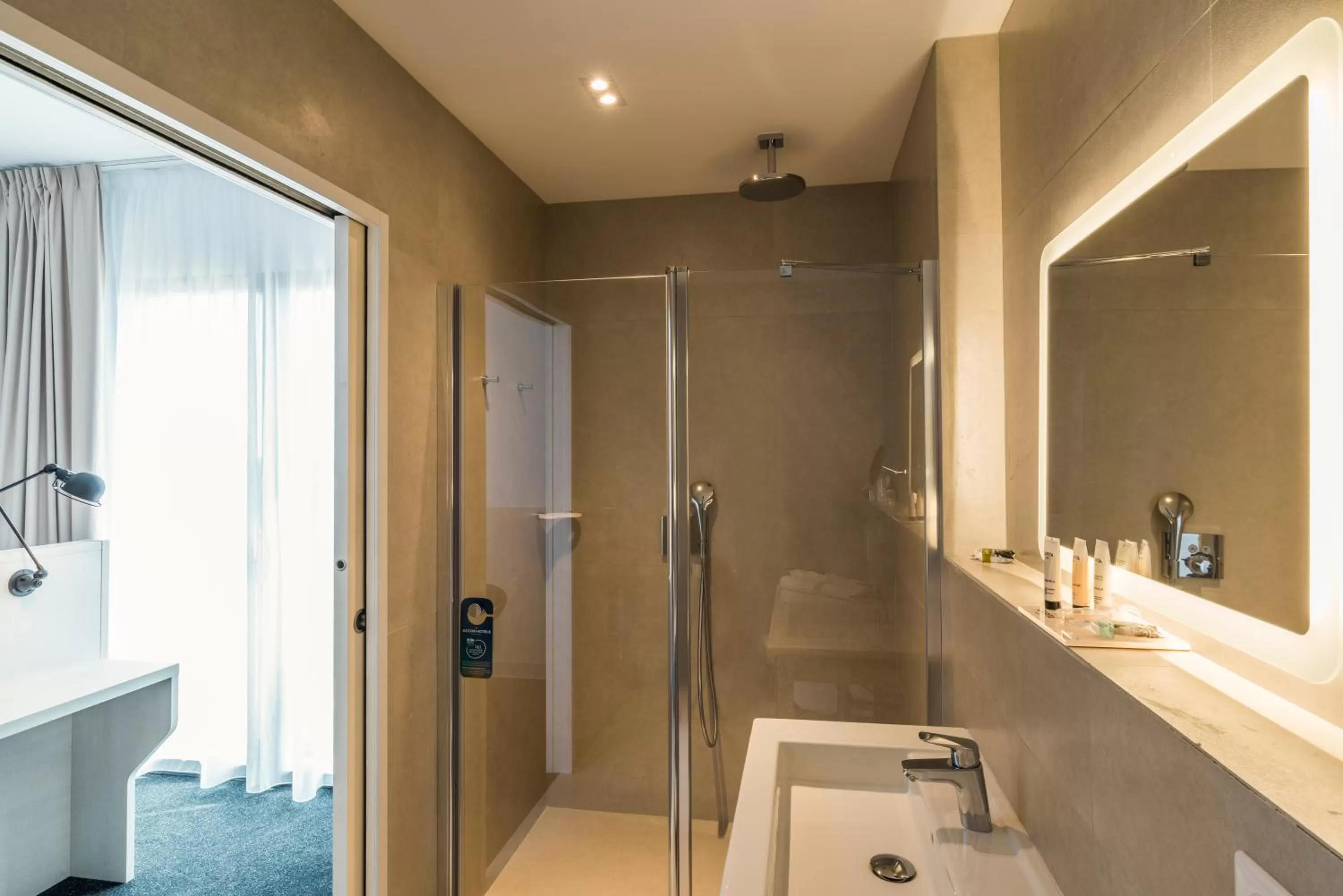 Shower in Mercure Hotel & Spa Bastia Biguglia