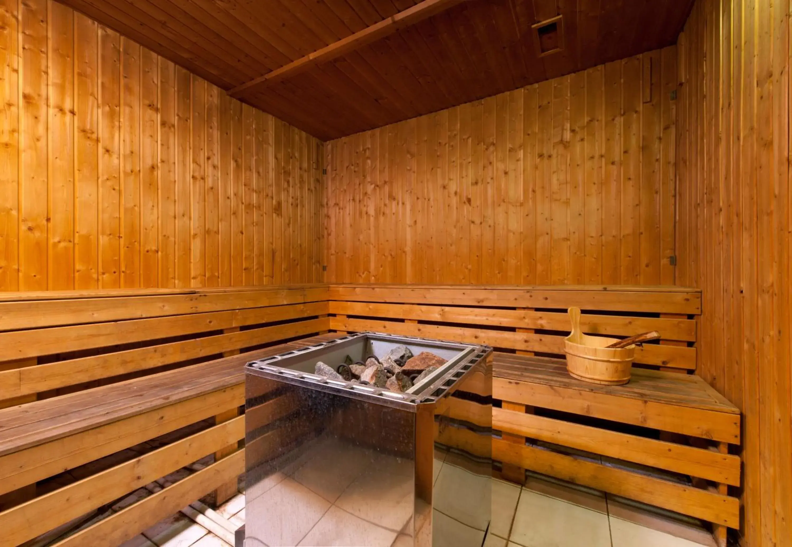 Sauna in Borneo Royale Hotel