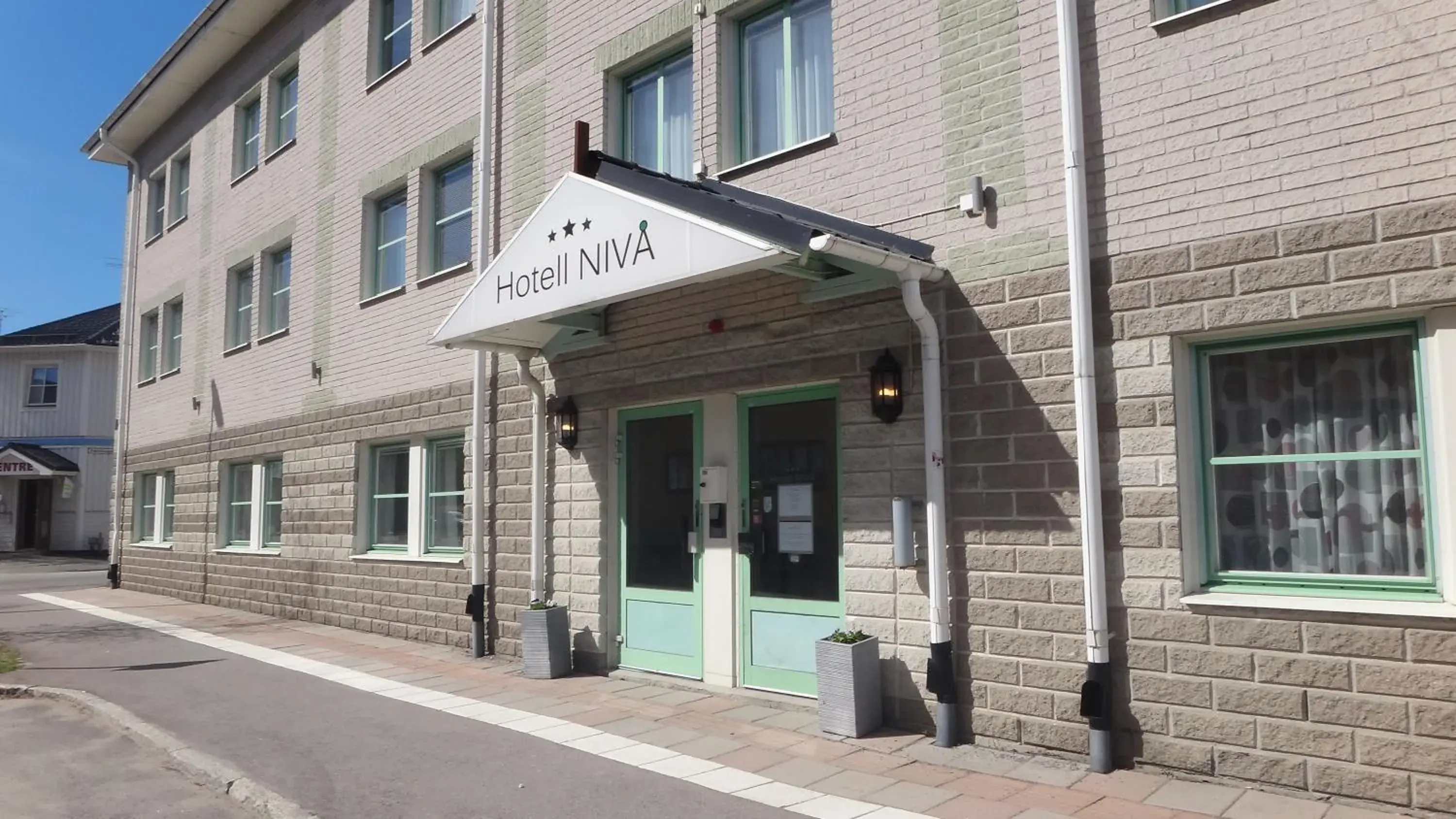 Facade/entrance in Hotell Niv