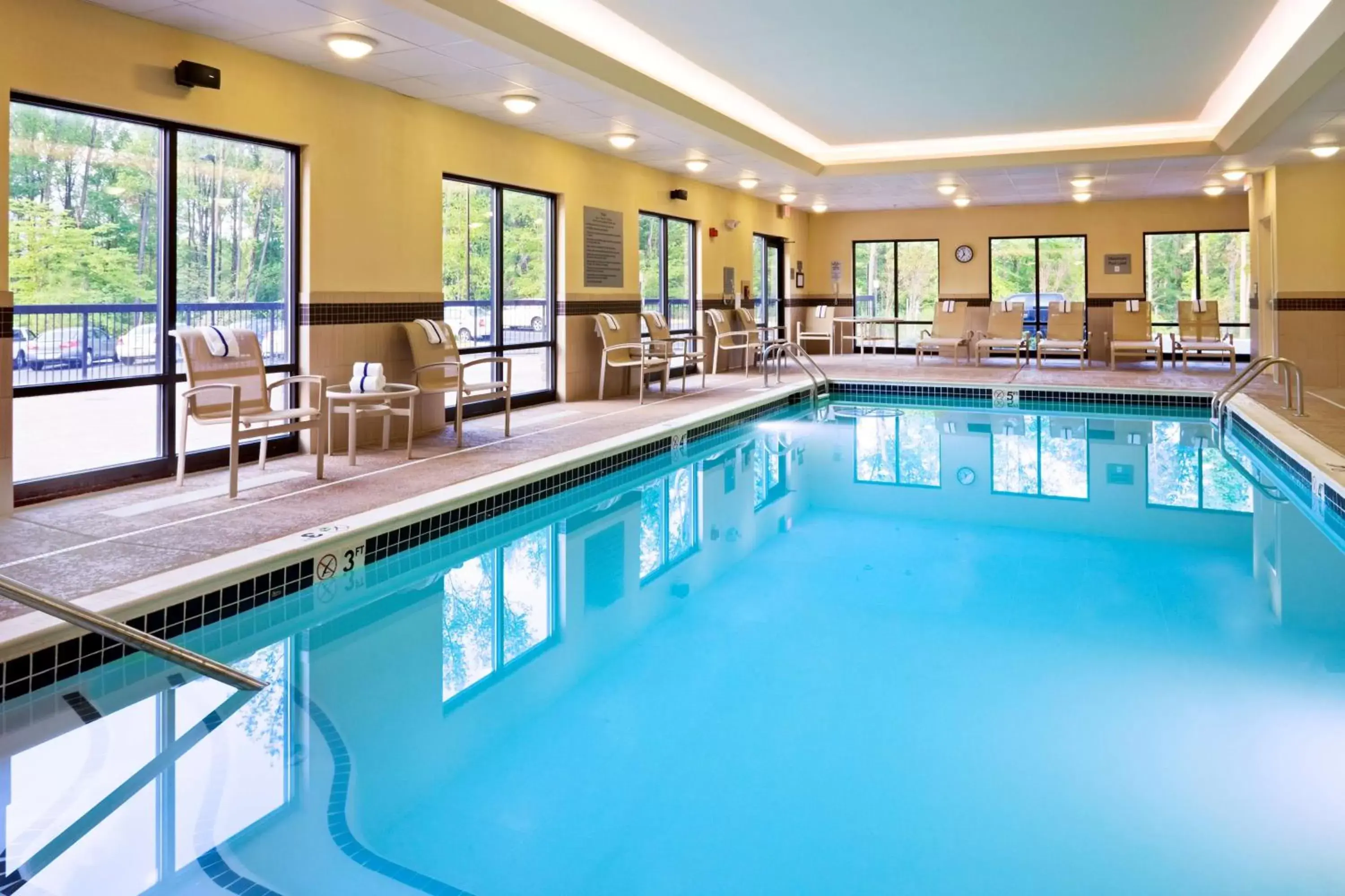 Pool view, Swimming Pool in Hampton Inn & Suites Fort Belvoir Alexandria South