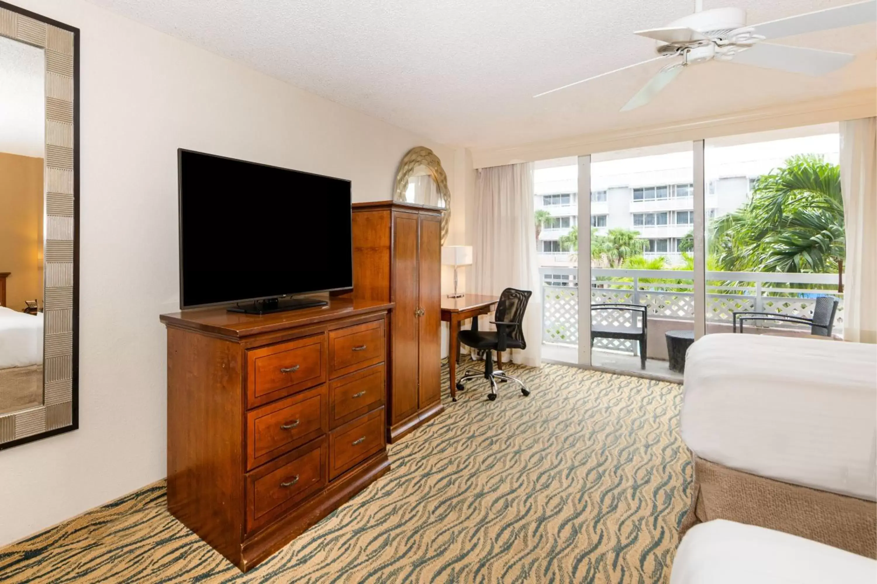 Photo of the whole room, TV/Entertainment Center in Marriott Hutchinson Island Beach Resort, Golf & Marina