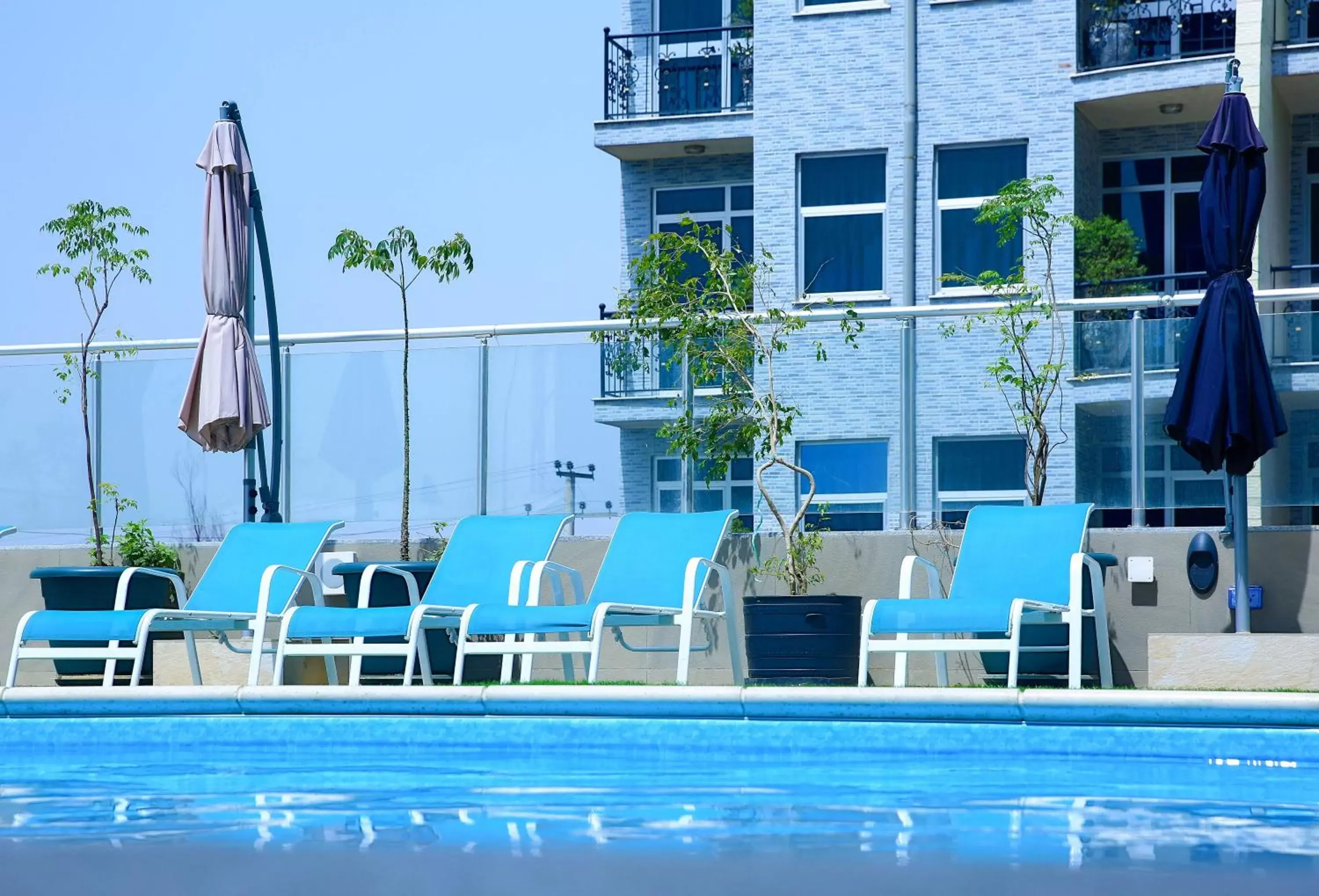 Swimming pool in Swiss Inn Nexus Hotel Swimming pool in Swiss Inn Nexus Hotel