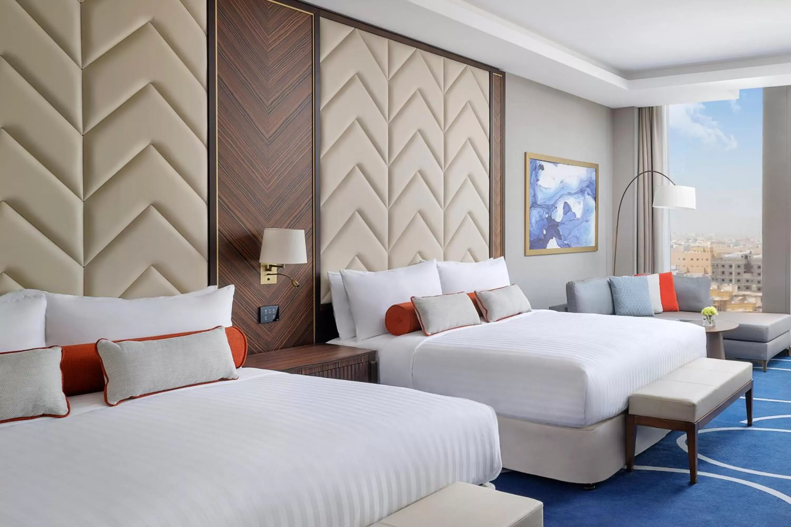Bed in Jeddah Marriott Hotel Madinah Road
