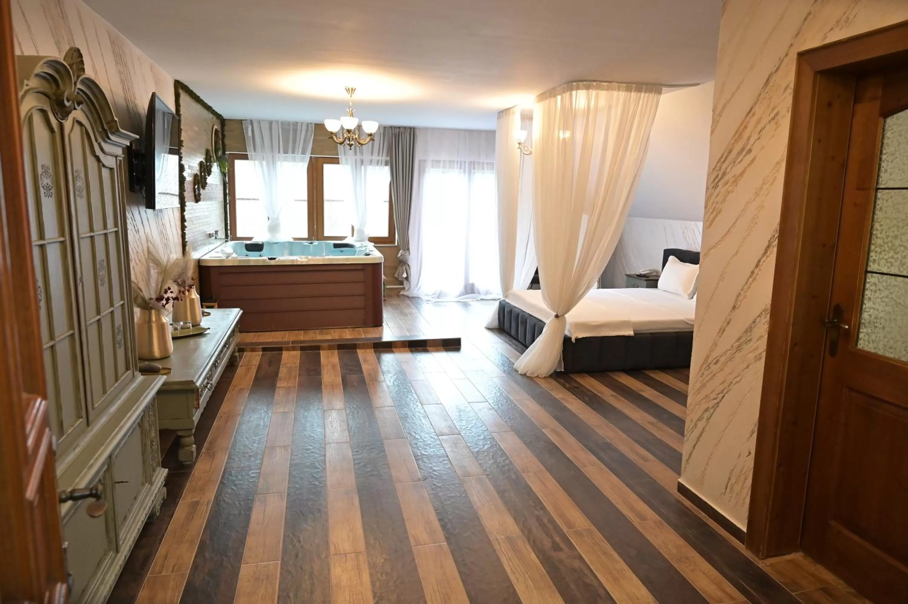 TV and multimedia, Bed in Conacul Radacinilor