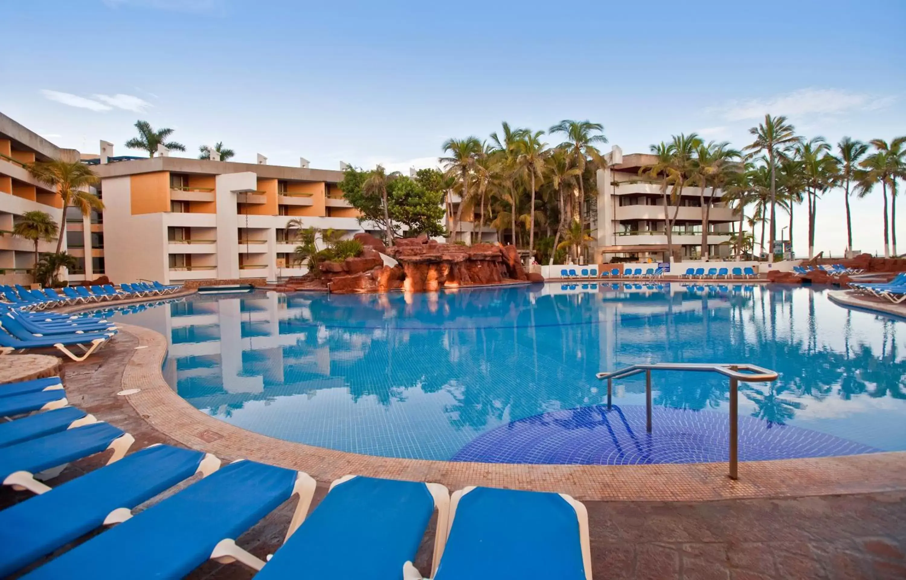 Swimming Pool in El Cid Castilla Beach