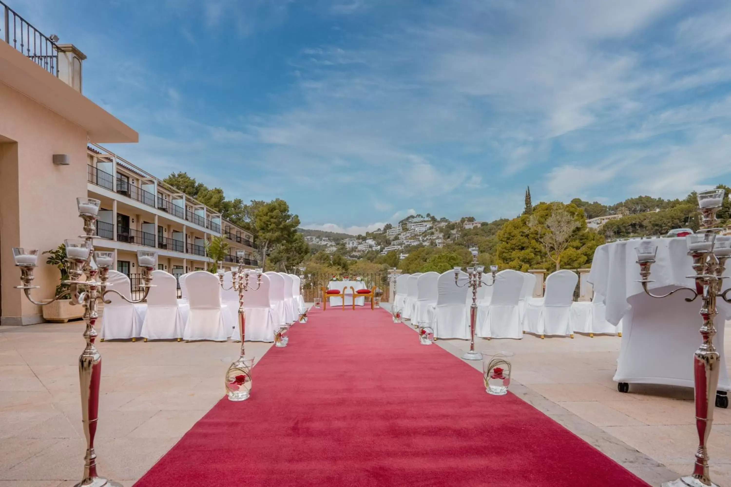 Lounge or bar in Castillo Hotel Son Vida, a Luxury Collection Hotel, Mallorca - Adults Only