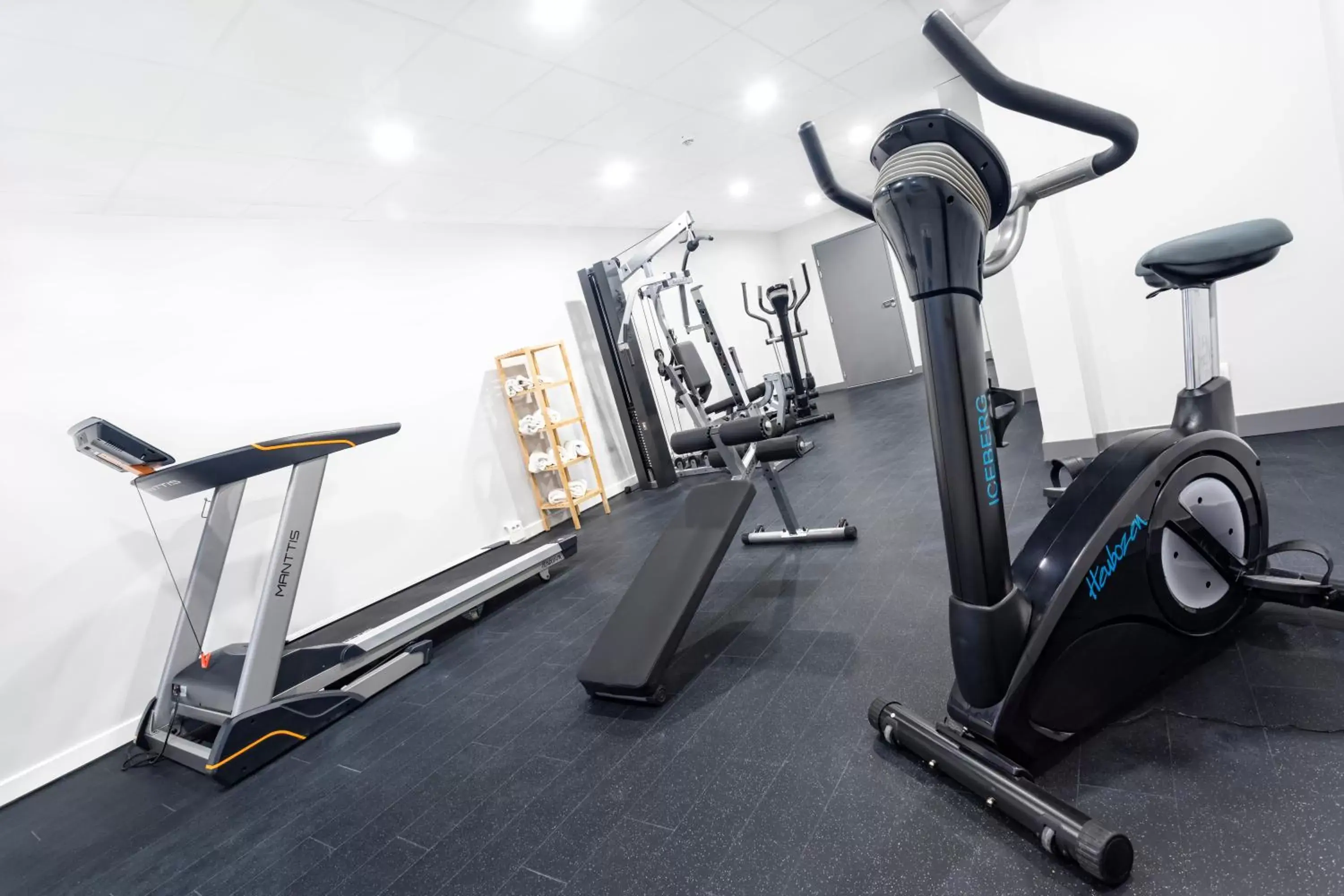 Fitness centre/facilities, Fitness Center/Facilities in ibis Styles Avignon Sud