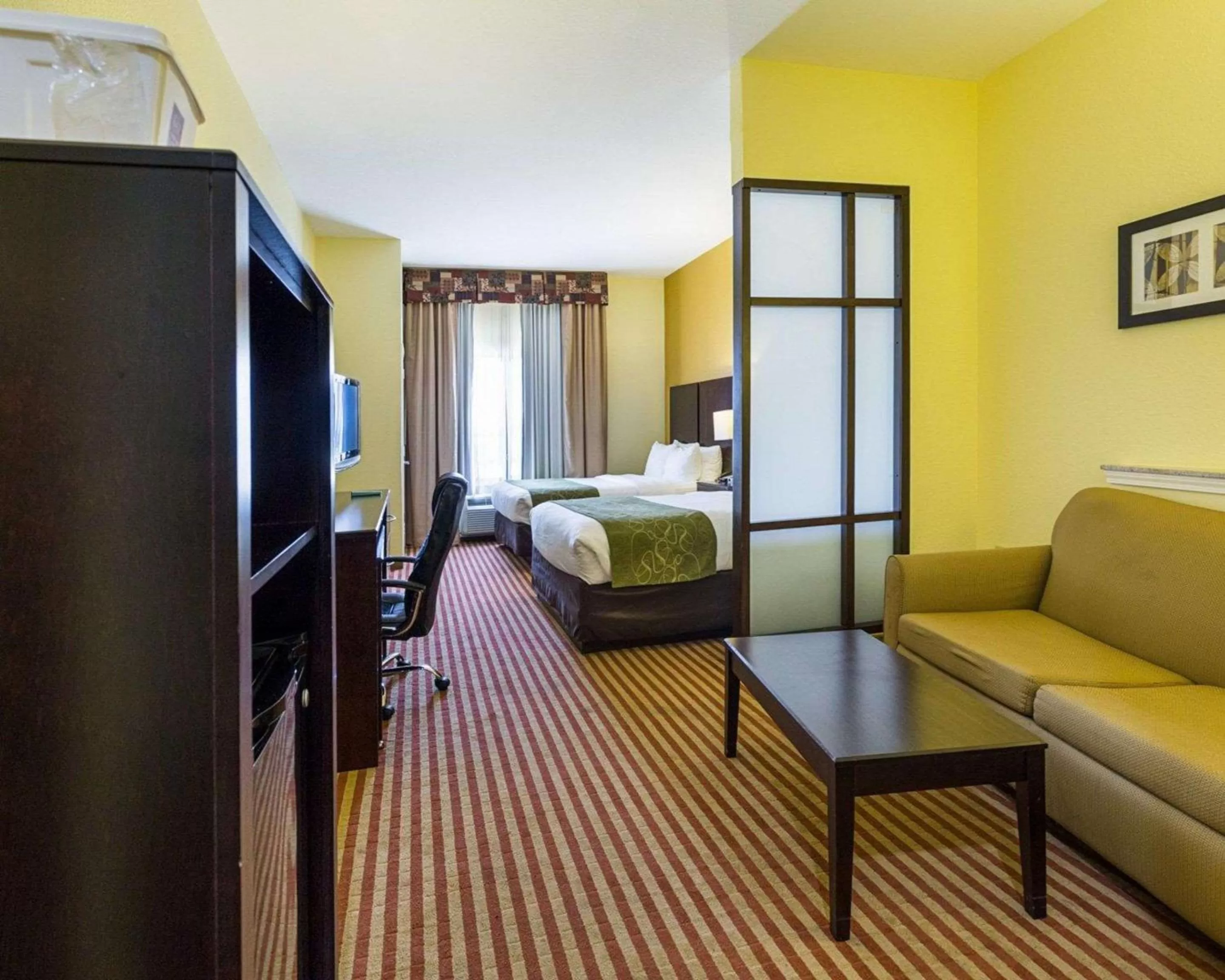 Studio Suite with Two Queen Beds - Non-Smoking in Days Inn & Suites by Wyndham Houston / West Energy Corridor