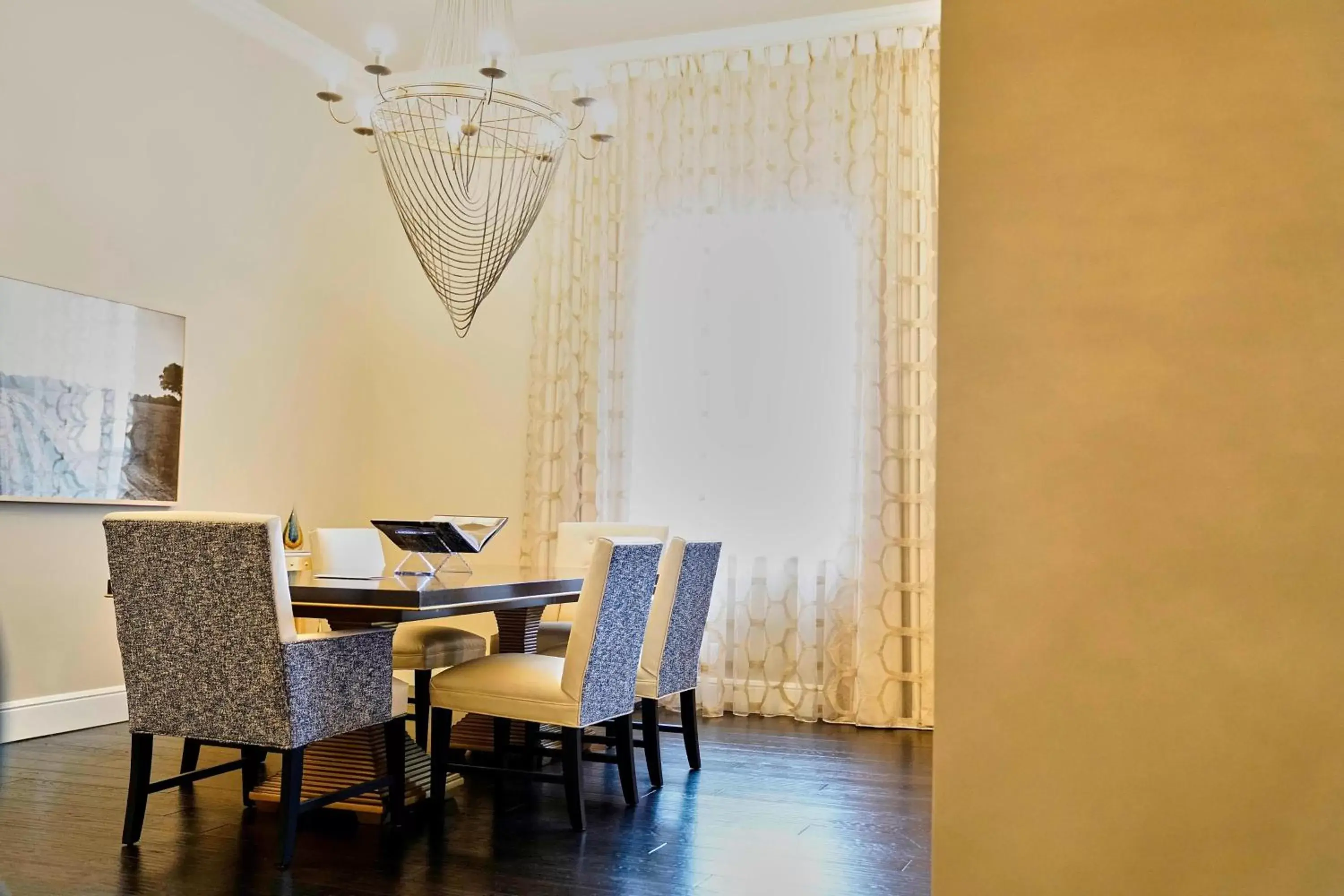 Bedroom, Dining Area in The Adolphus, Autograph Collection