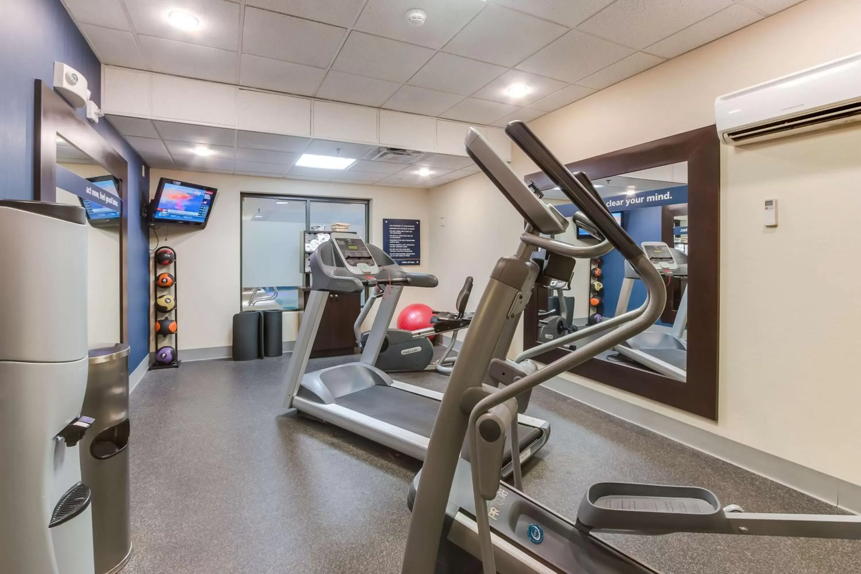 Fitness centre/facilities, Fitness Center/Facilities in Hampton Inn & Suites Mount Juliet