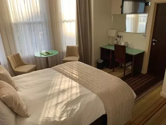 Bed in Prom Hotel