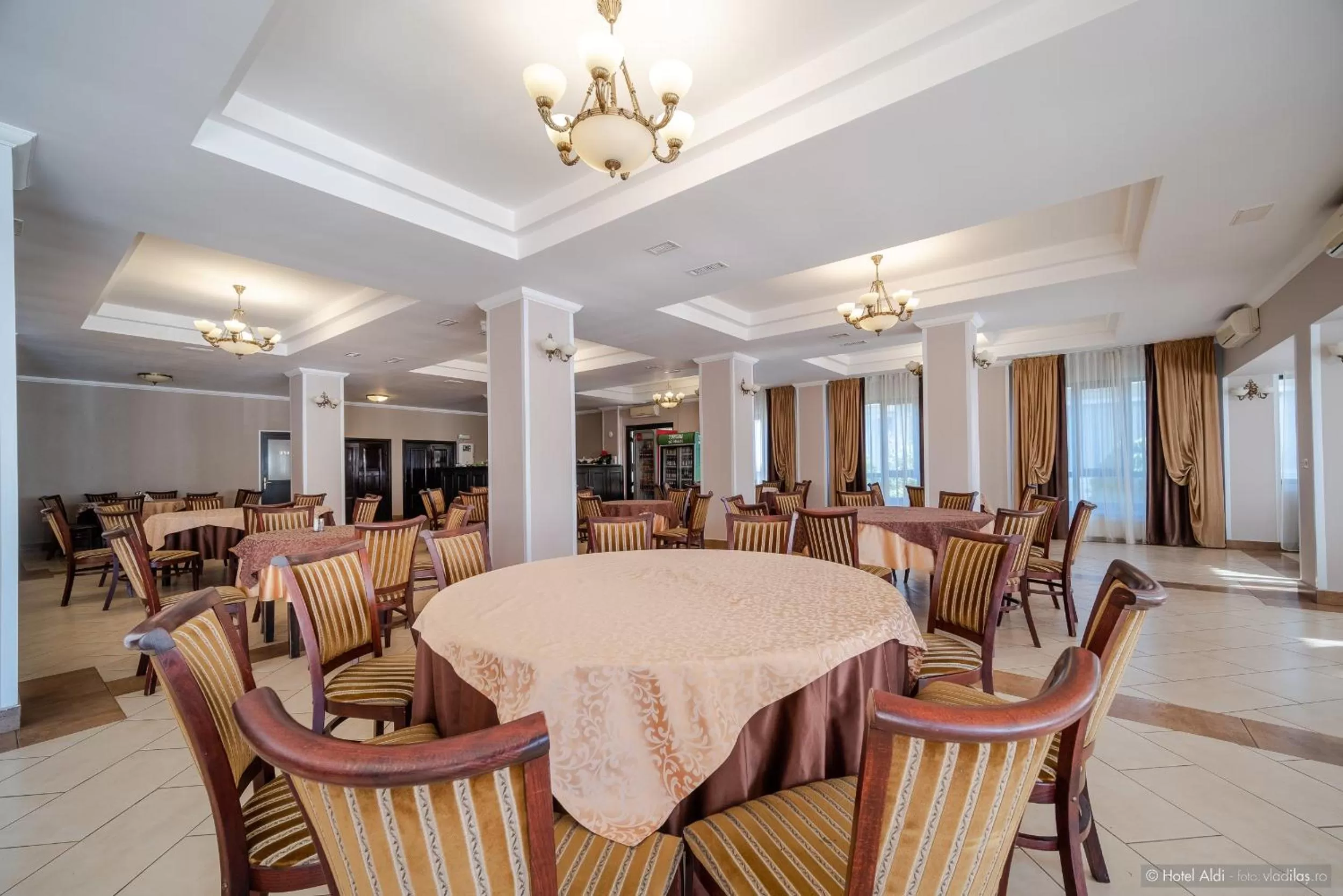 Restaurant/places to eat in Hotel Aldi