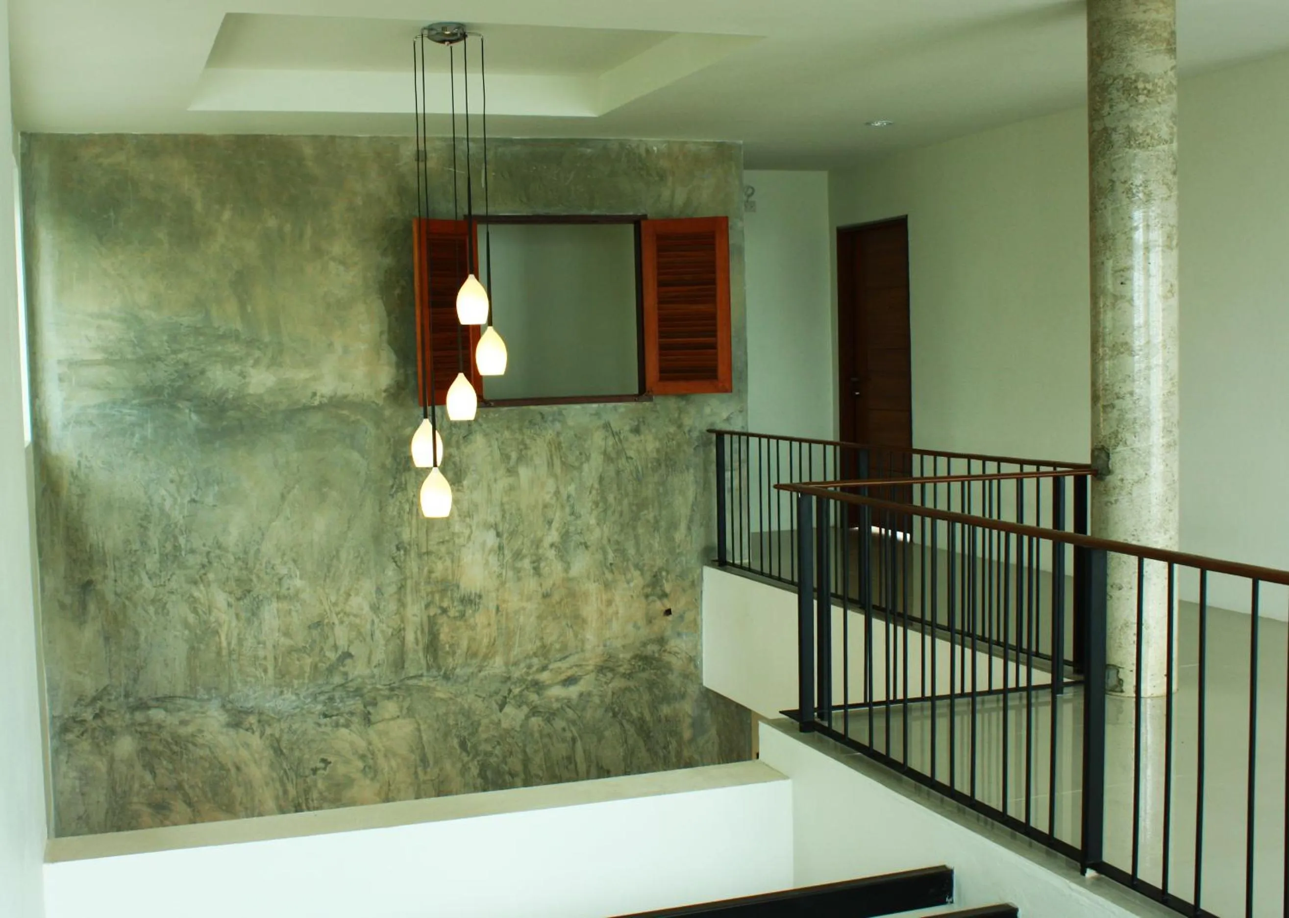 Communal lounge/ TV room in Jamjuree Home at Udonthani