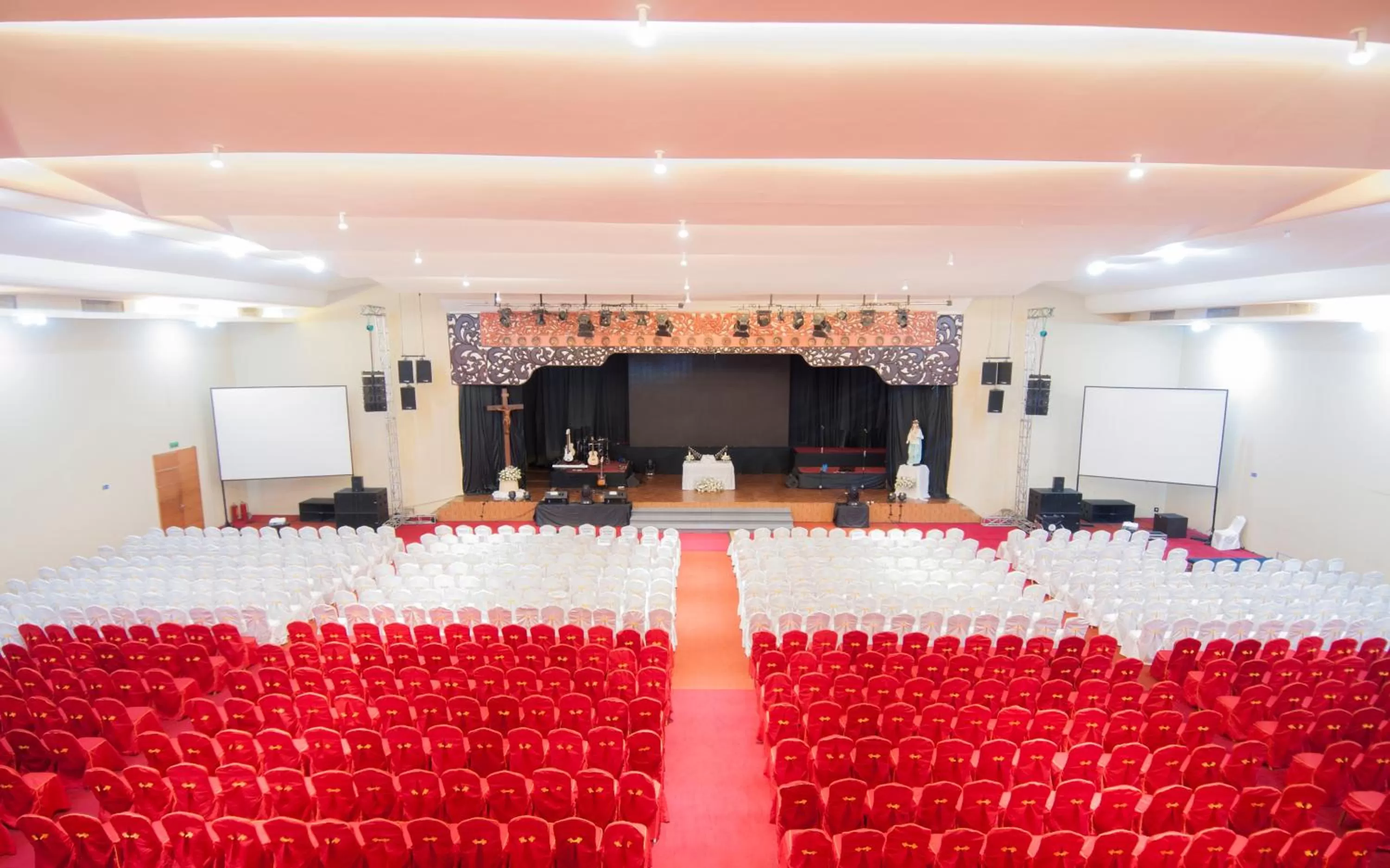 Banquet/Function facilities in 100 Sunset Kuta Hotel & Ballroom