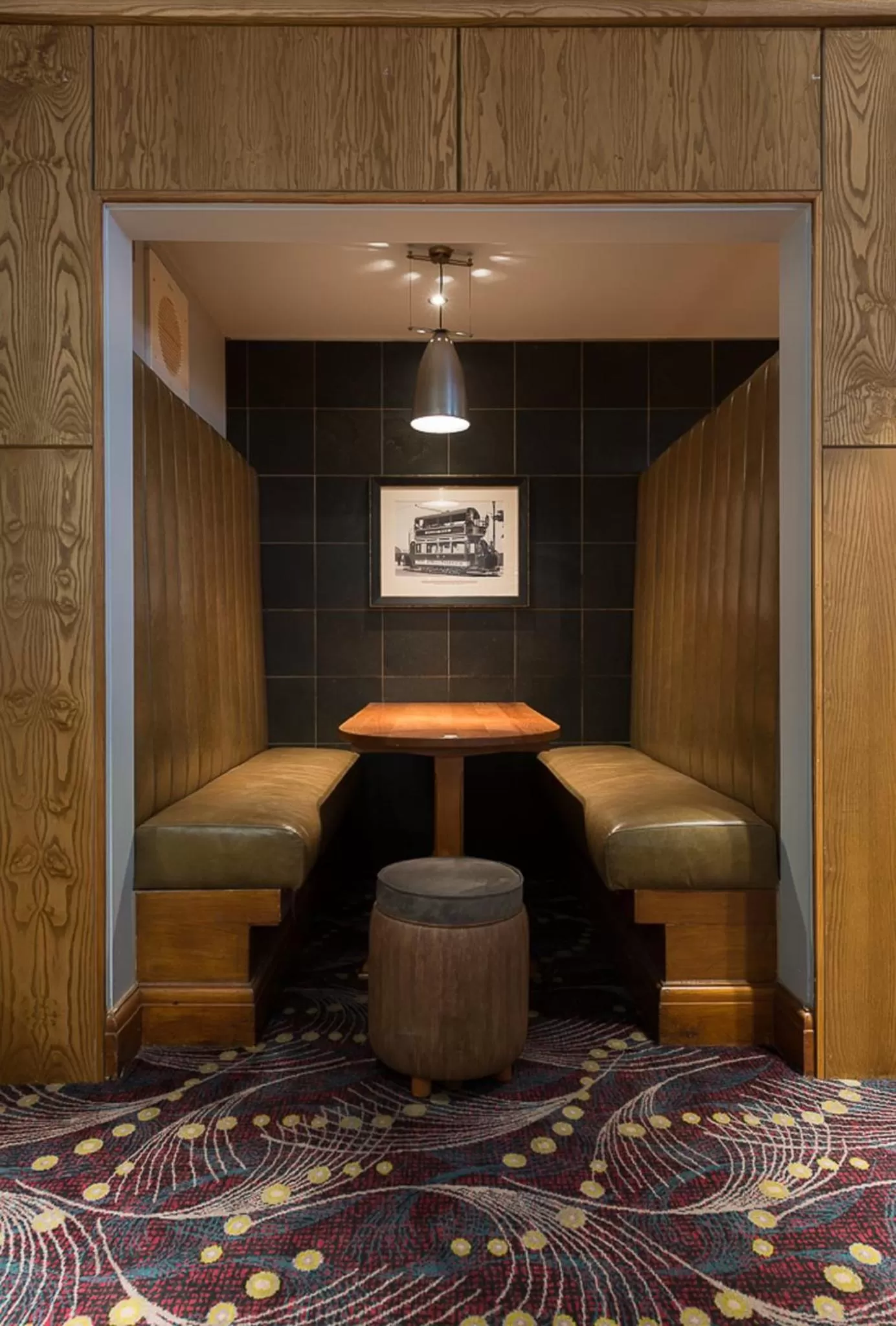 Restaurant/places to eat, Bed in Admiral of the Humber Wetherspoon