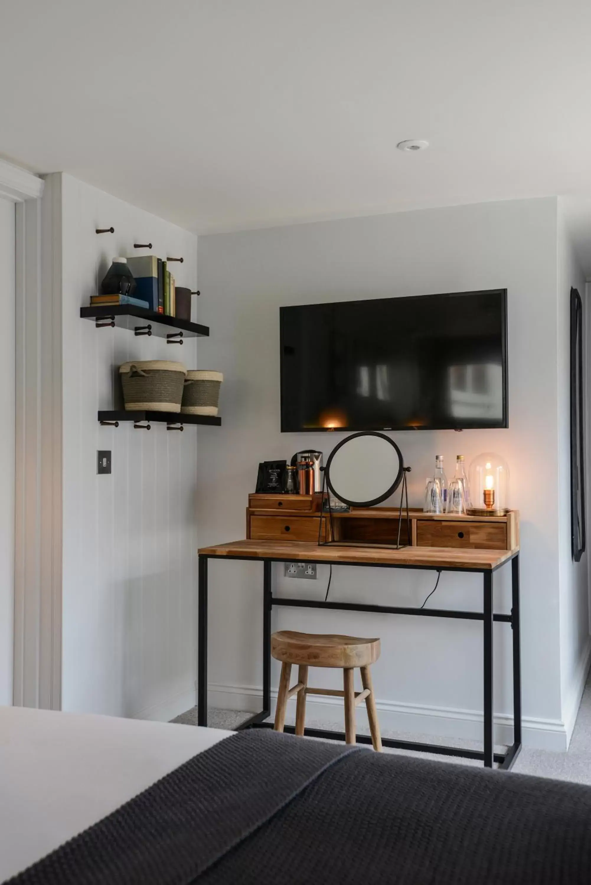 Photo of the whole room, Kitchen/Kitchenette in The Litton