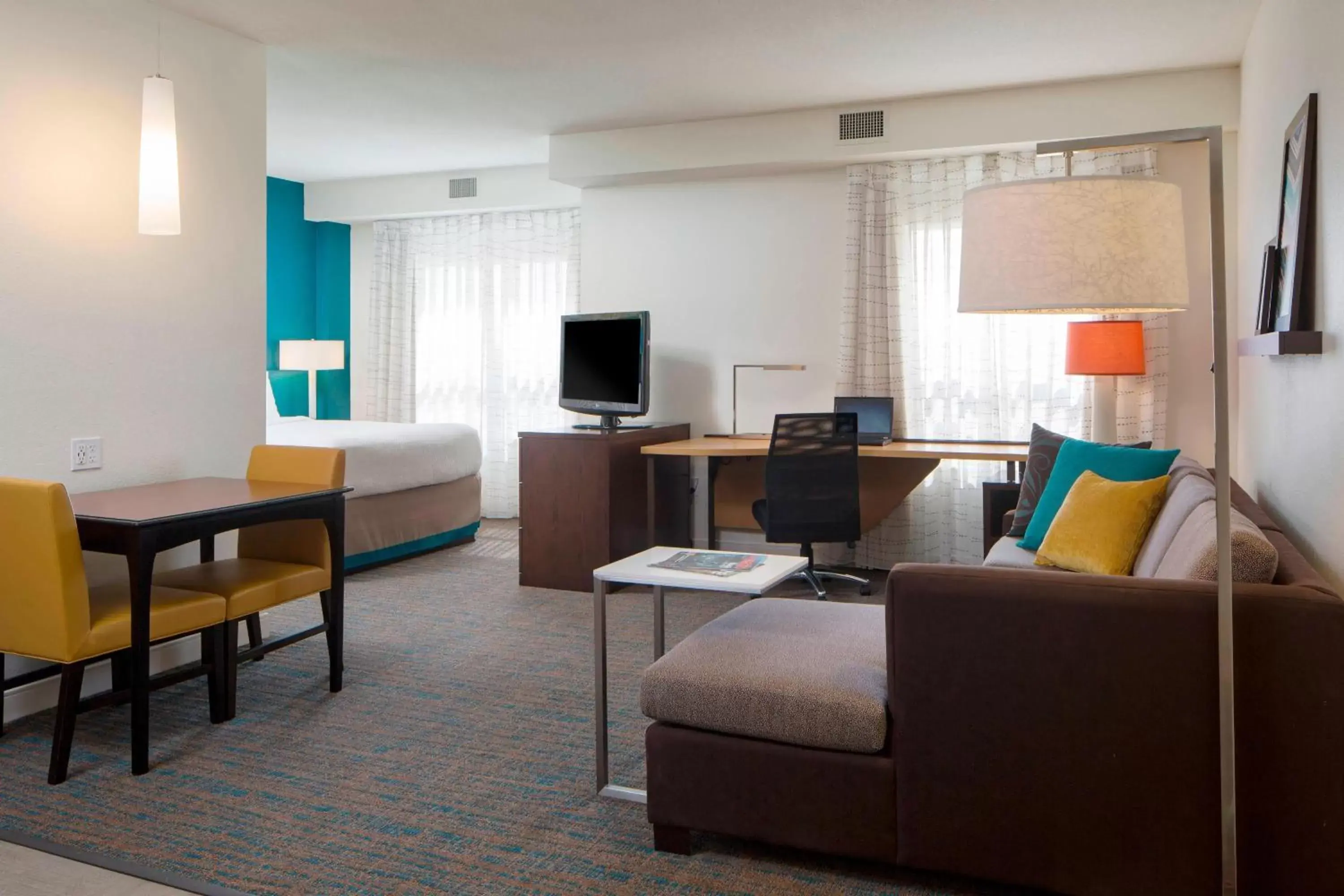 Bedroom, Seating Area in Residence Inn by Marriott Orlando at SeaWorld