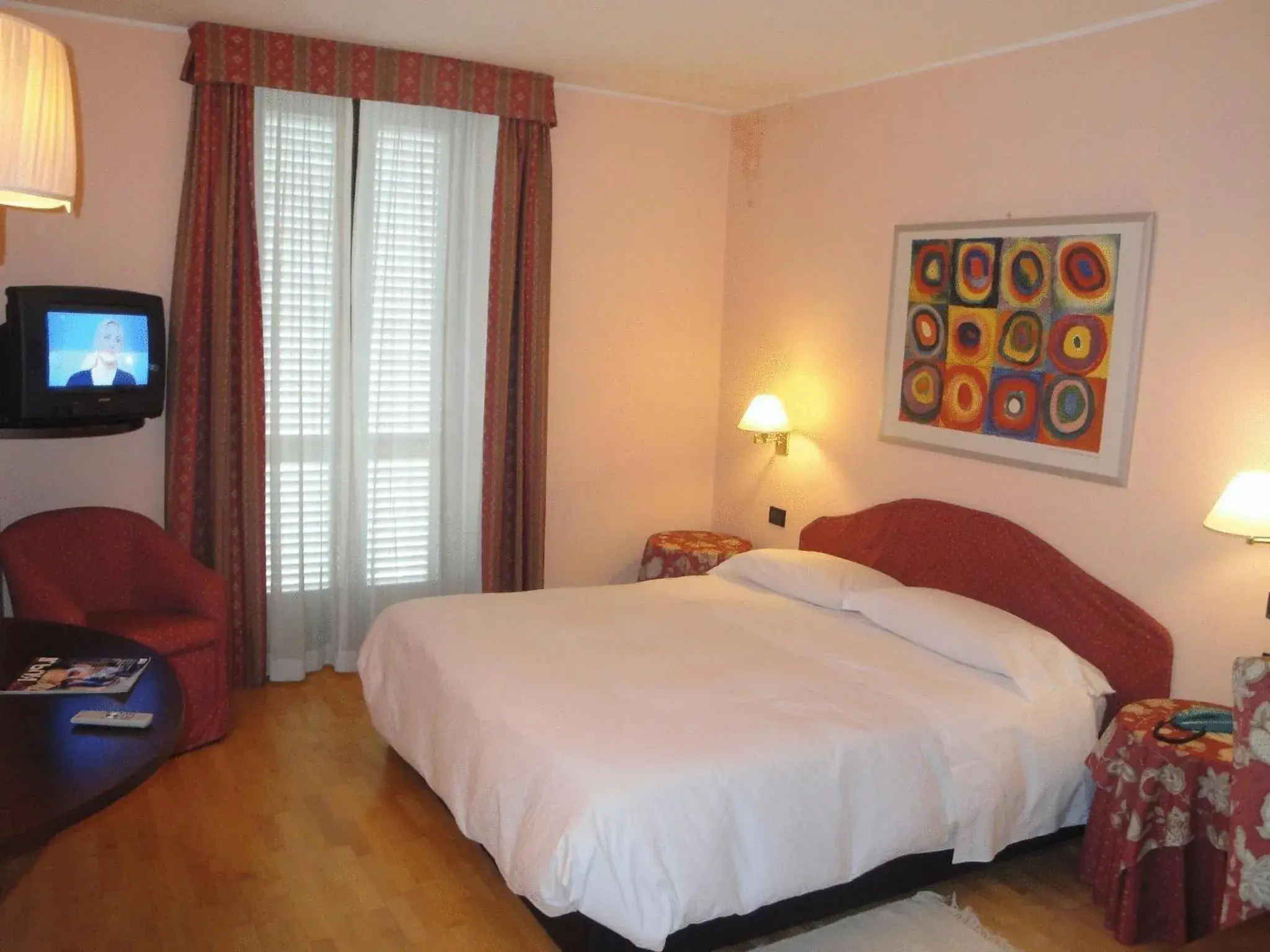 Photo of the whole room, Bed in Hotel Due Mondi Photo of the whole room, Bed in Hotel Due Mondi