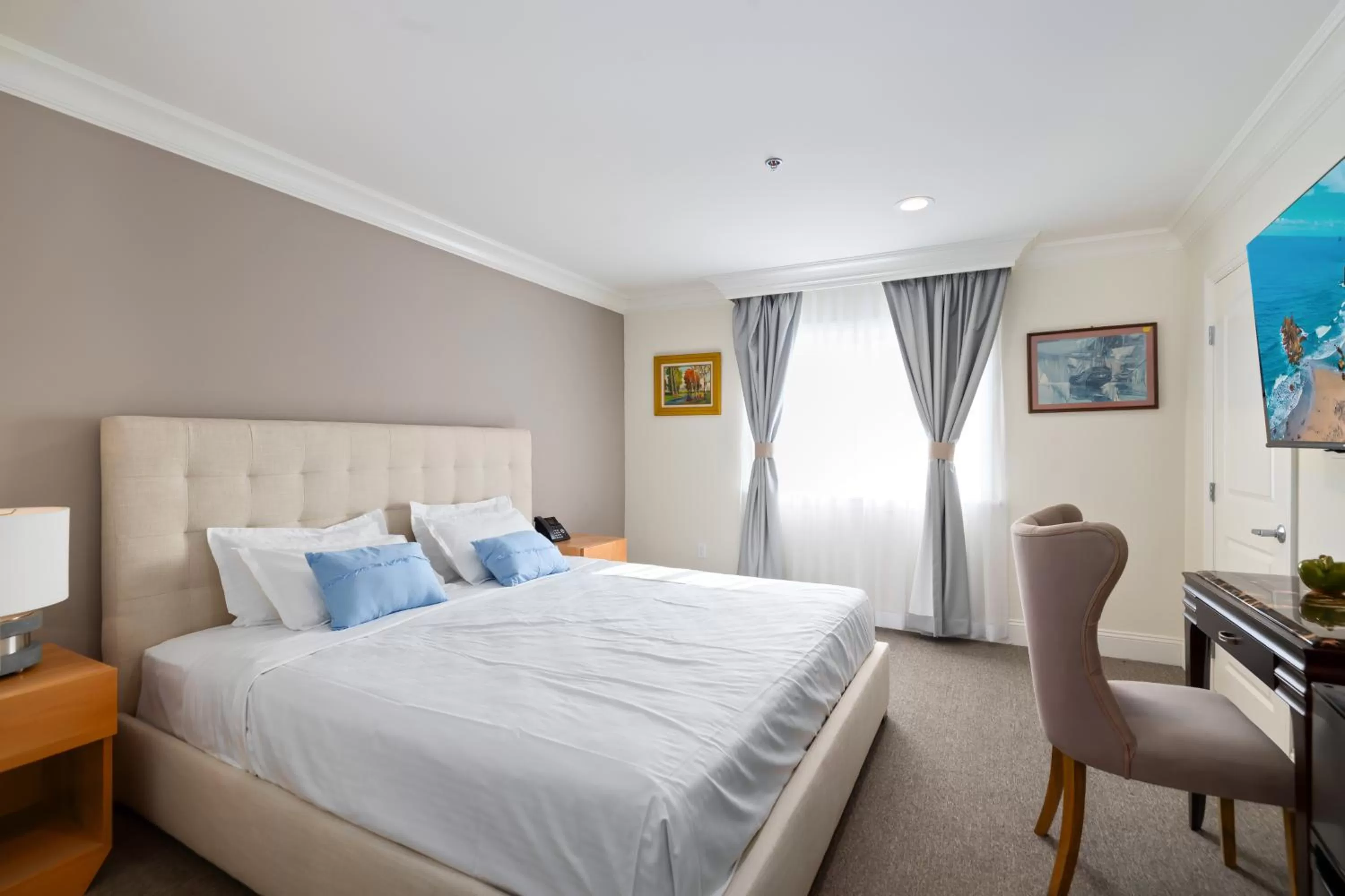 Bed in Hotel Huntington