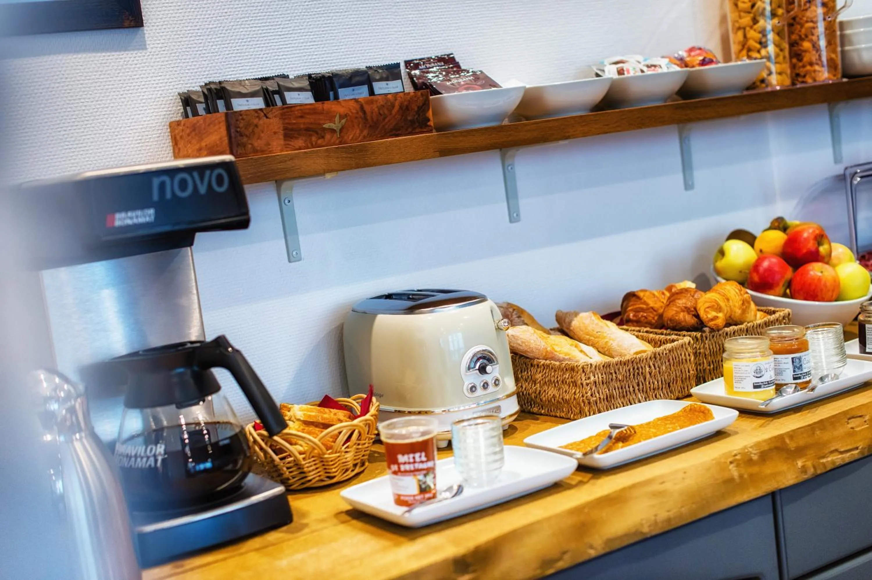 Buffet breakfast in Hôtel Victor Hugo Lorient