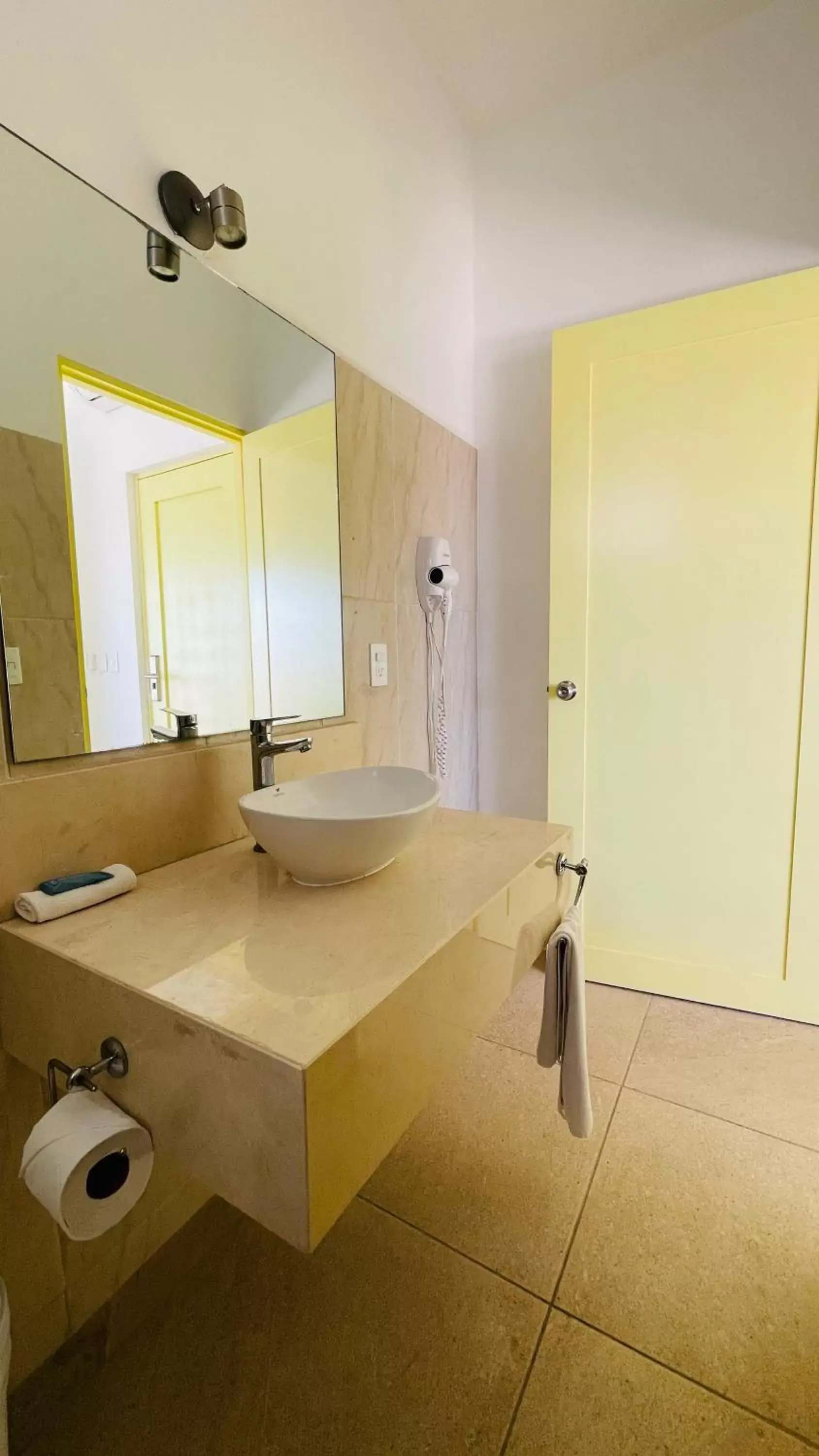 Bathroom in WINDAY HOTEL - Cerca 5a Avenida