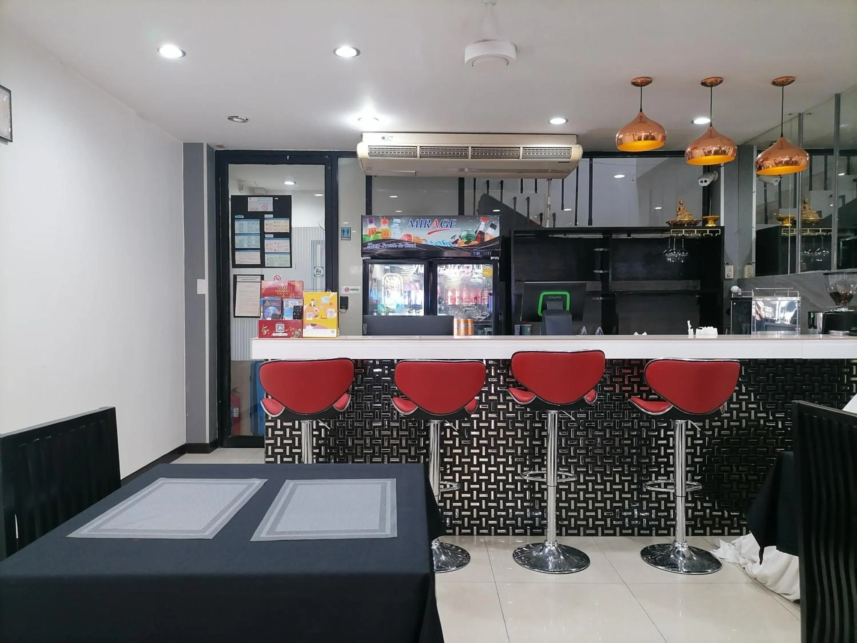 Amici Miei Hotel (SHA Certified)