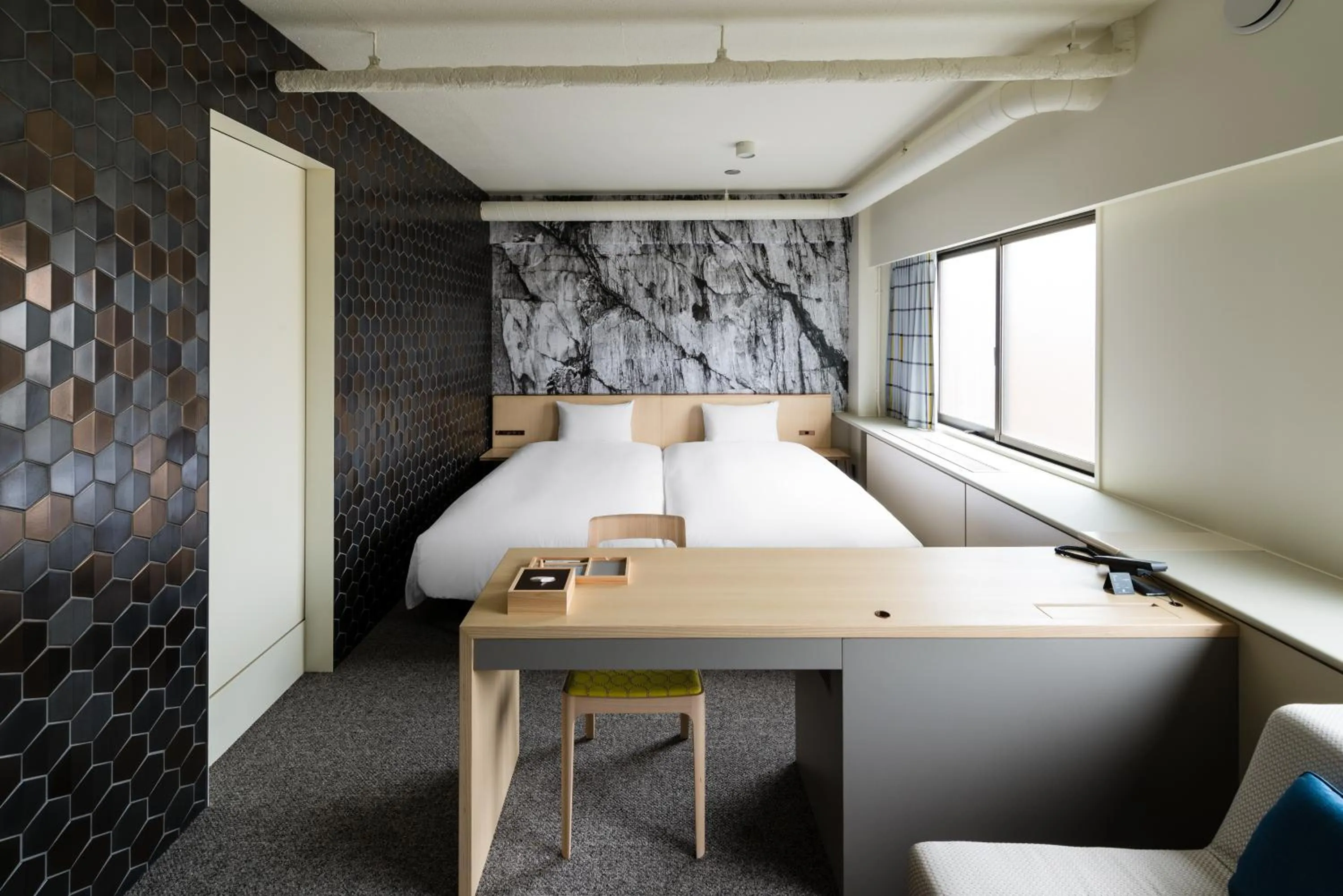 Photo of the whole room, Bed in Hotel Anteroom Kyoto