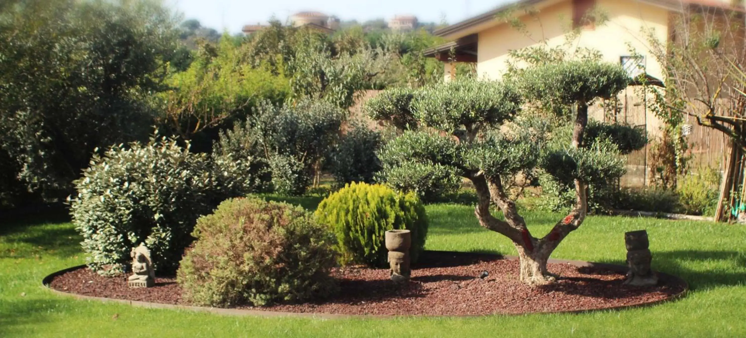 Day, Garden in Le Ginestre