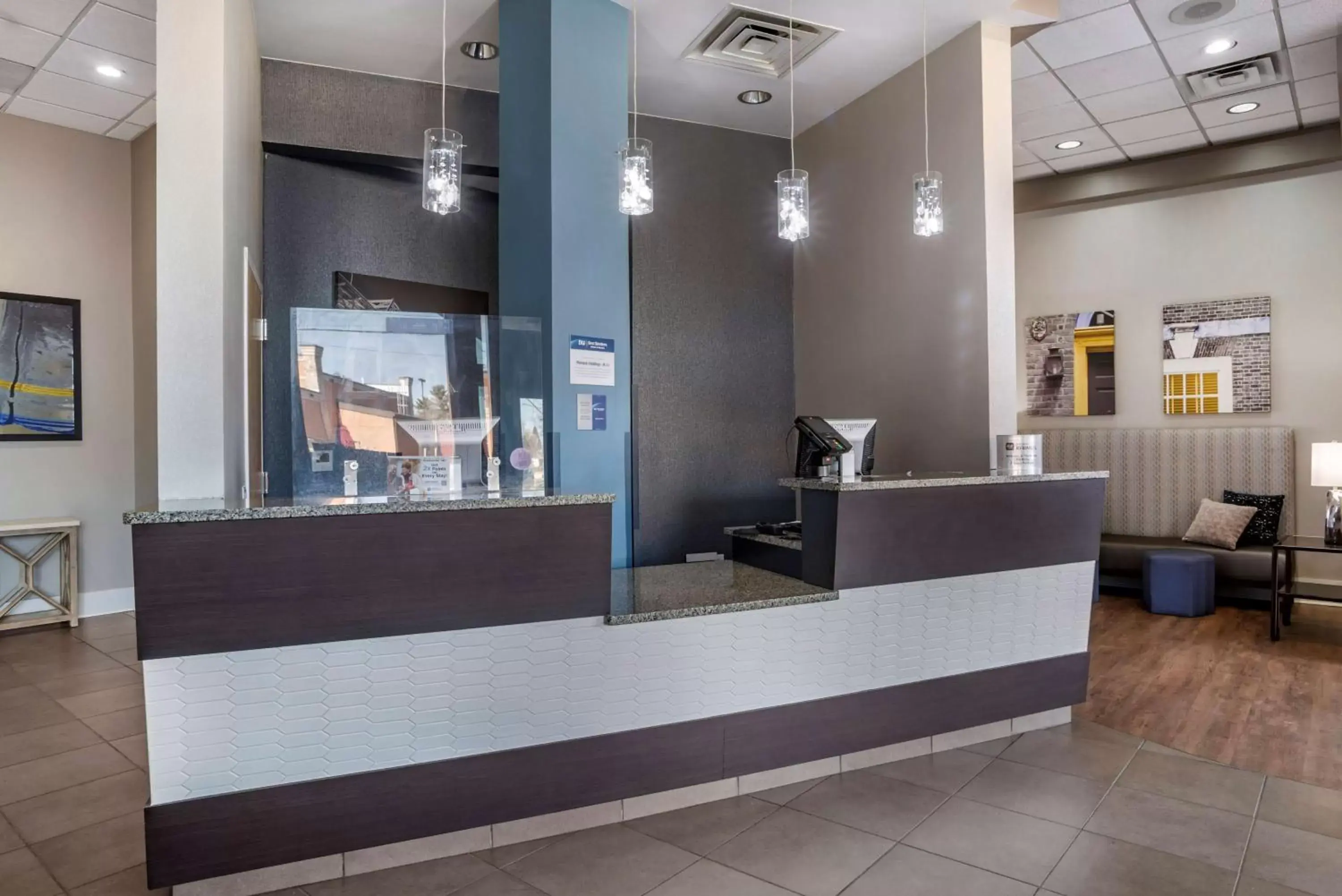 Lobby or reception in Best Western Plus Philadelphia Airport South - at Widener University Lobby or reception in Best Western Plus Philadelphia Airport South - at Widener University