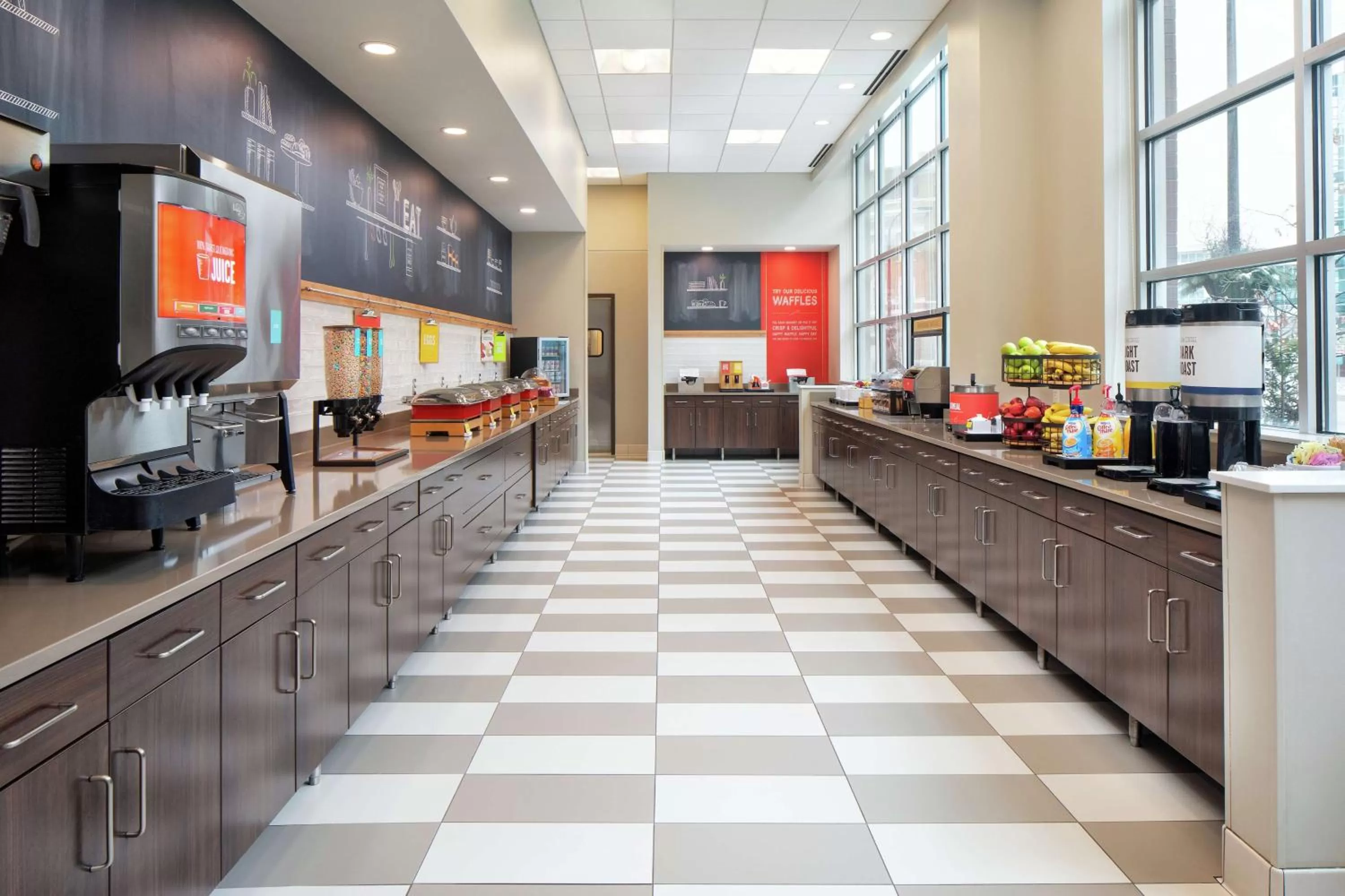 Breakfast in Hampton Inn & Suites - Minneapolis/Downtown