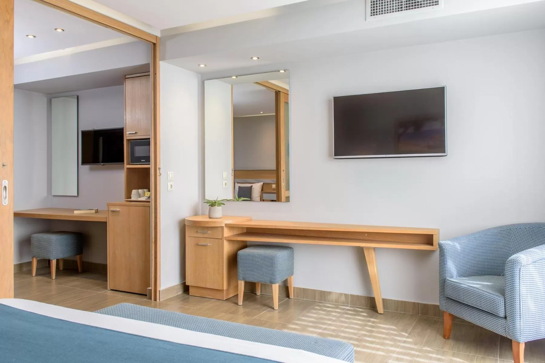 TV and multimedia in Lyttos Beach