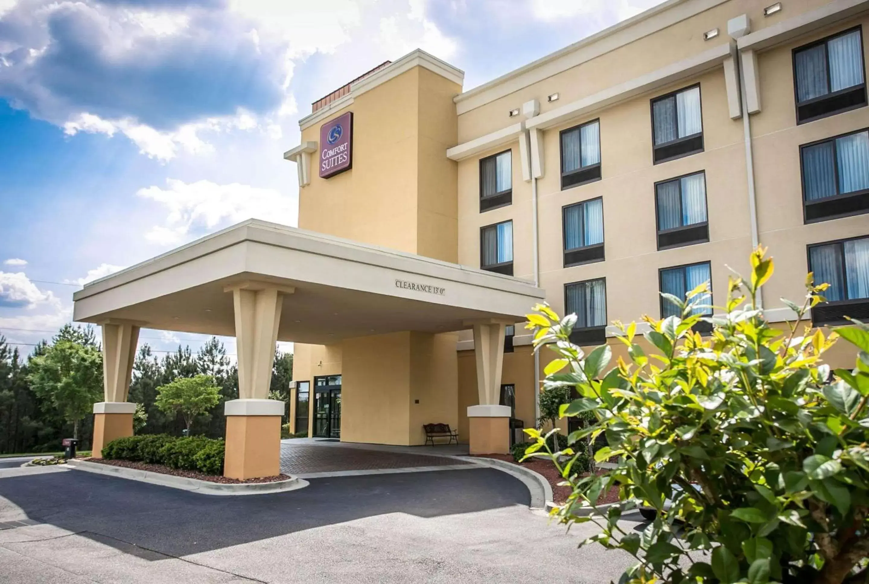 Property Building in Comfort Suites Columbia Northeast - Fort Jackson