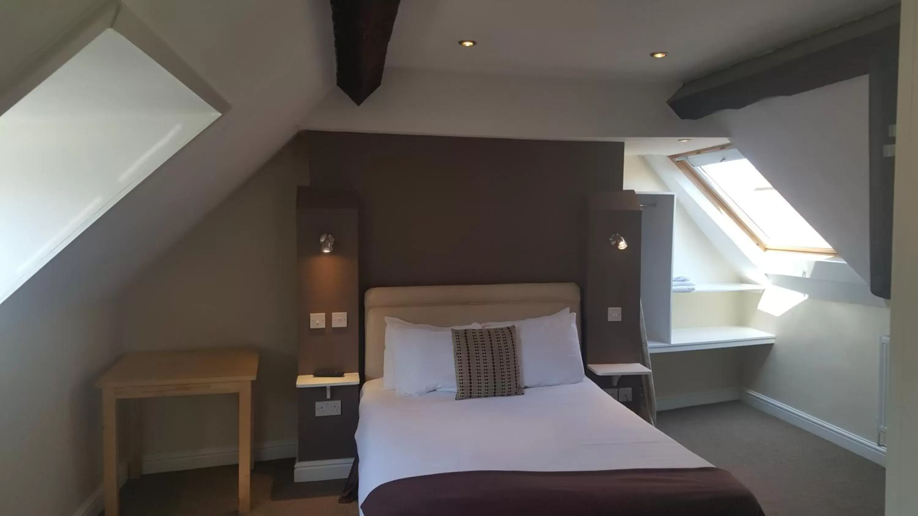 Bedroom in Beaumond Cross Inn