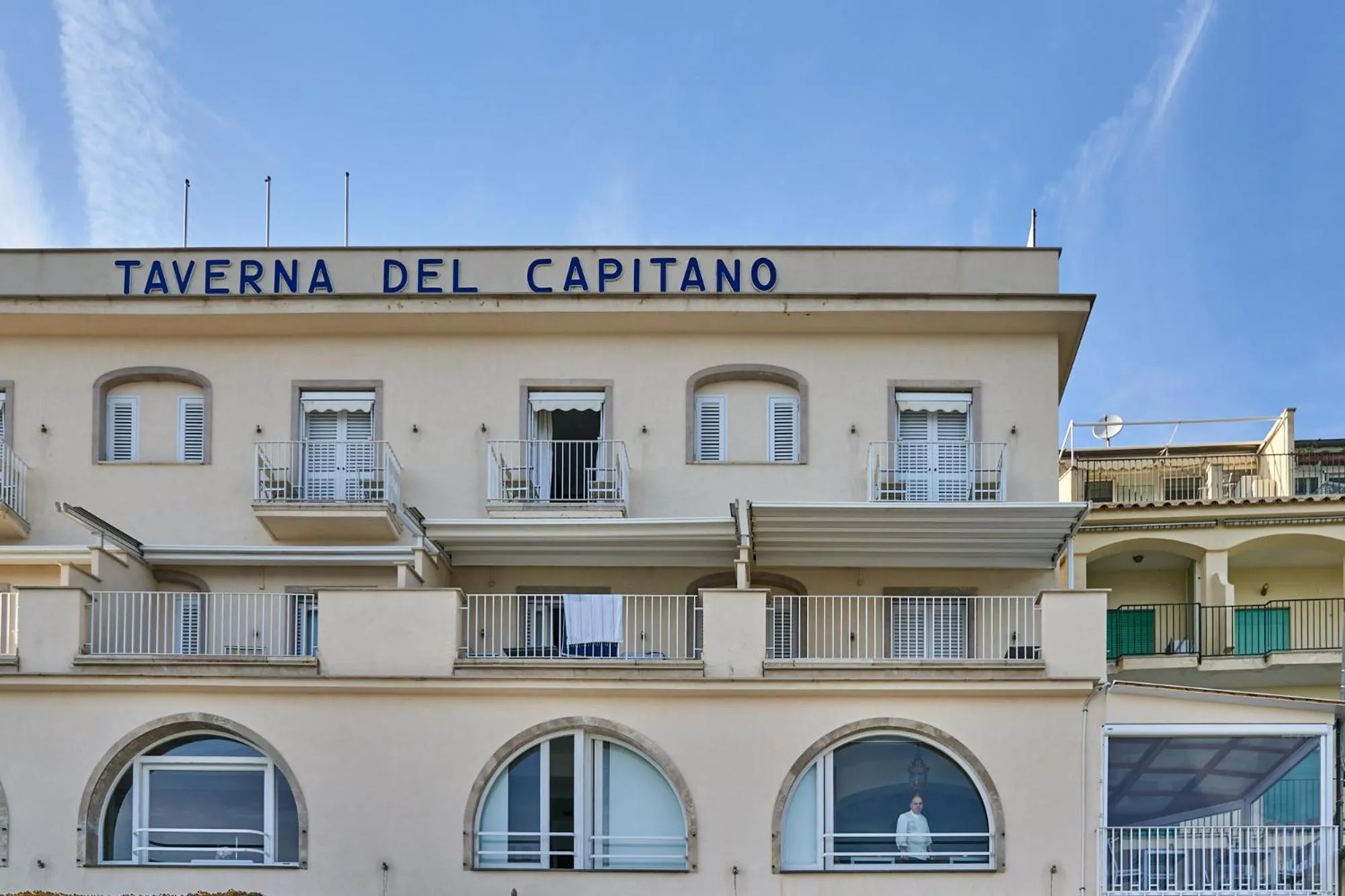 Property building in Taverna Del Capitano