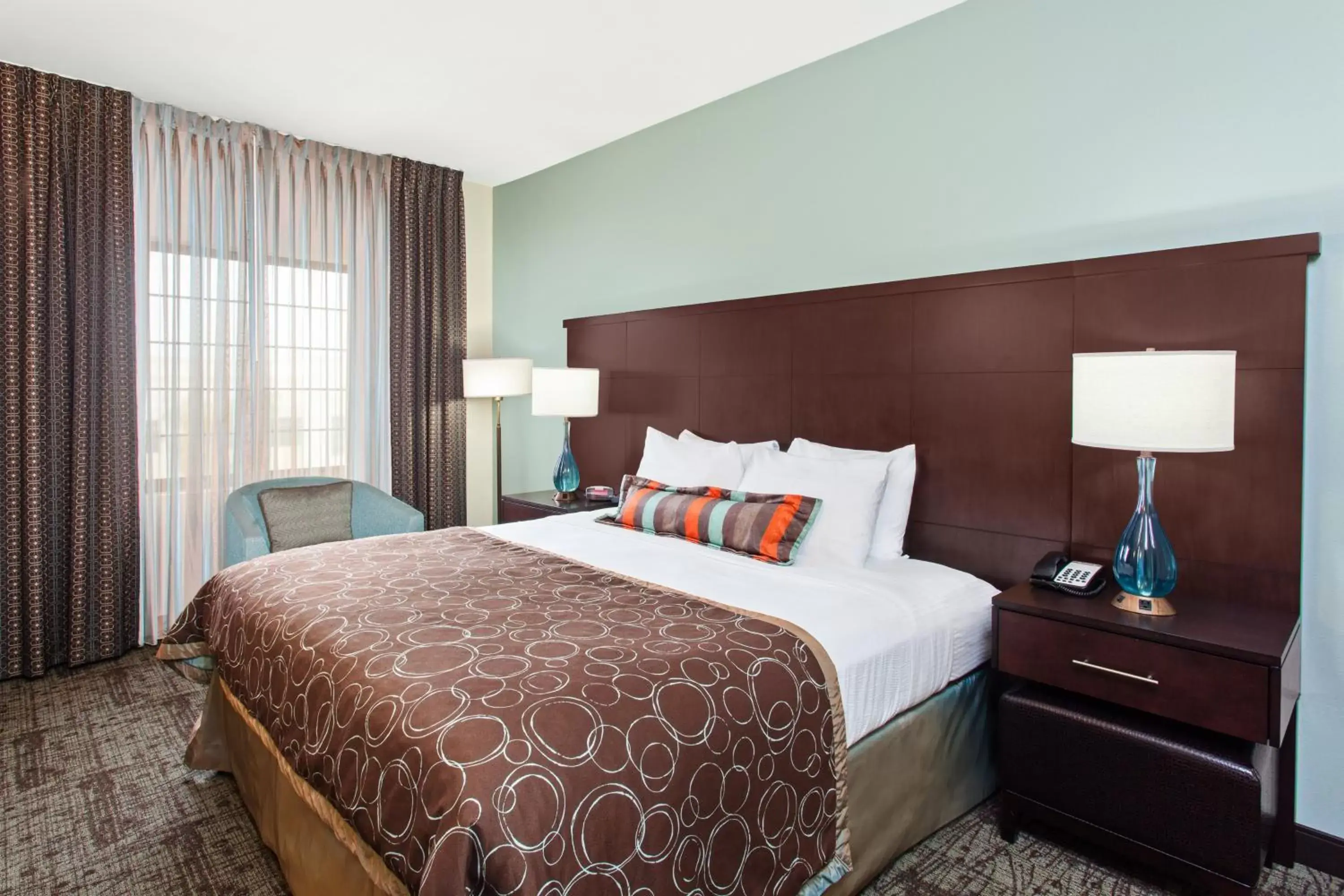 Photo of the whole room, Bed in Staybridge Suites Irvine East/Lake Forest, an IHG Hotel