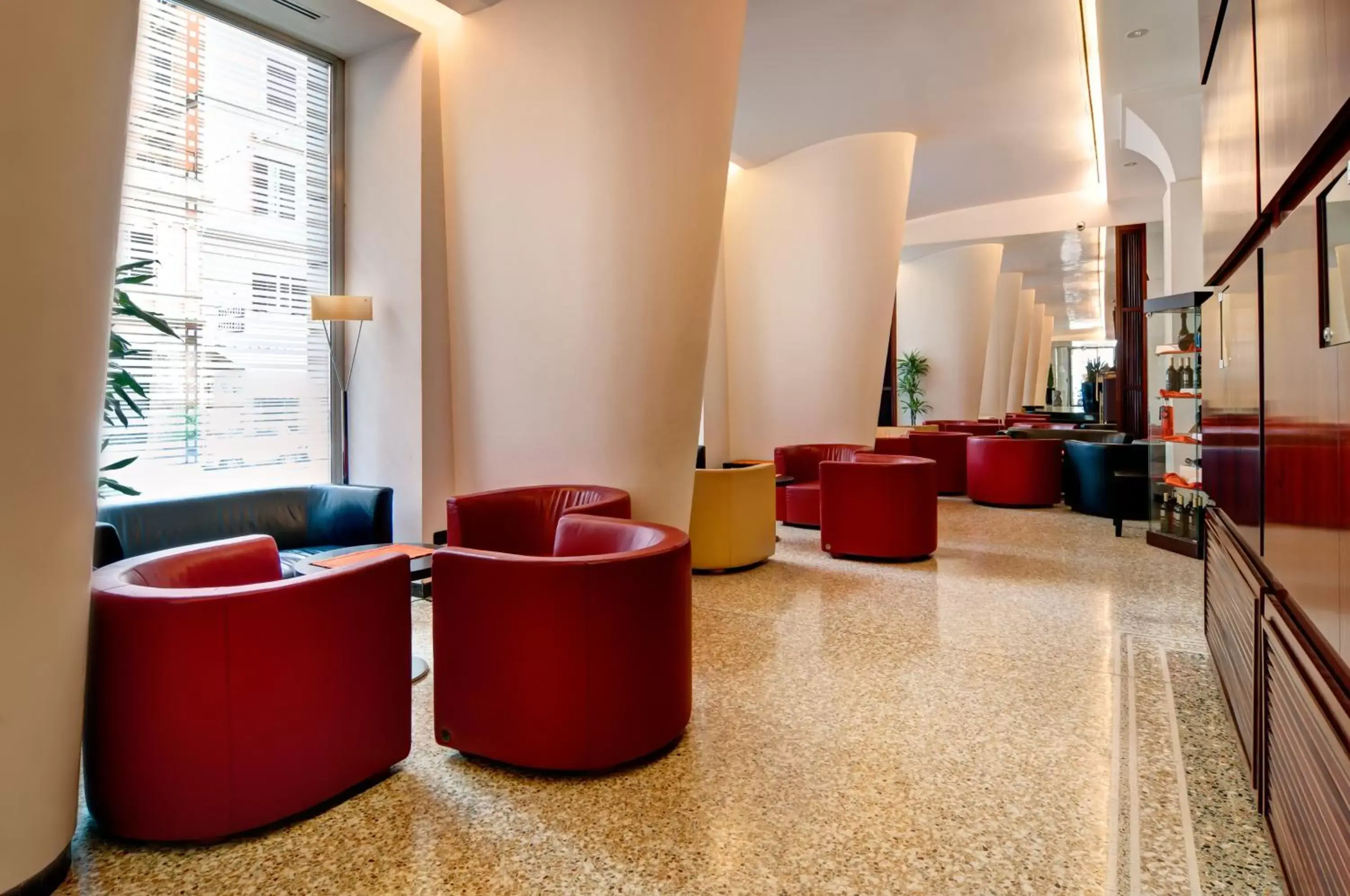 Lobby or reception, Lounge/Bar in Hotel Genova